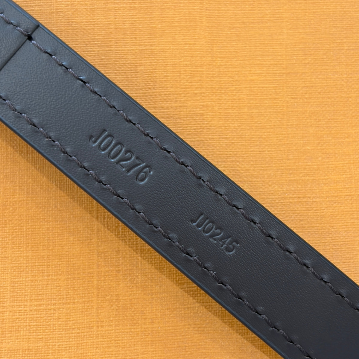 Louis Vuitton Band Reg 16mm Epi Ebene bag strap RRP £355