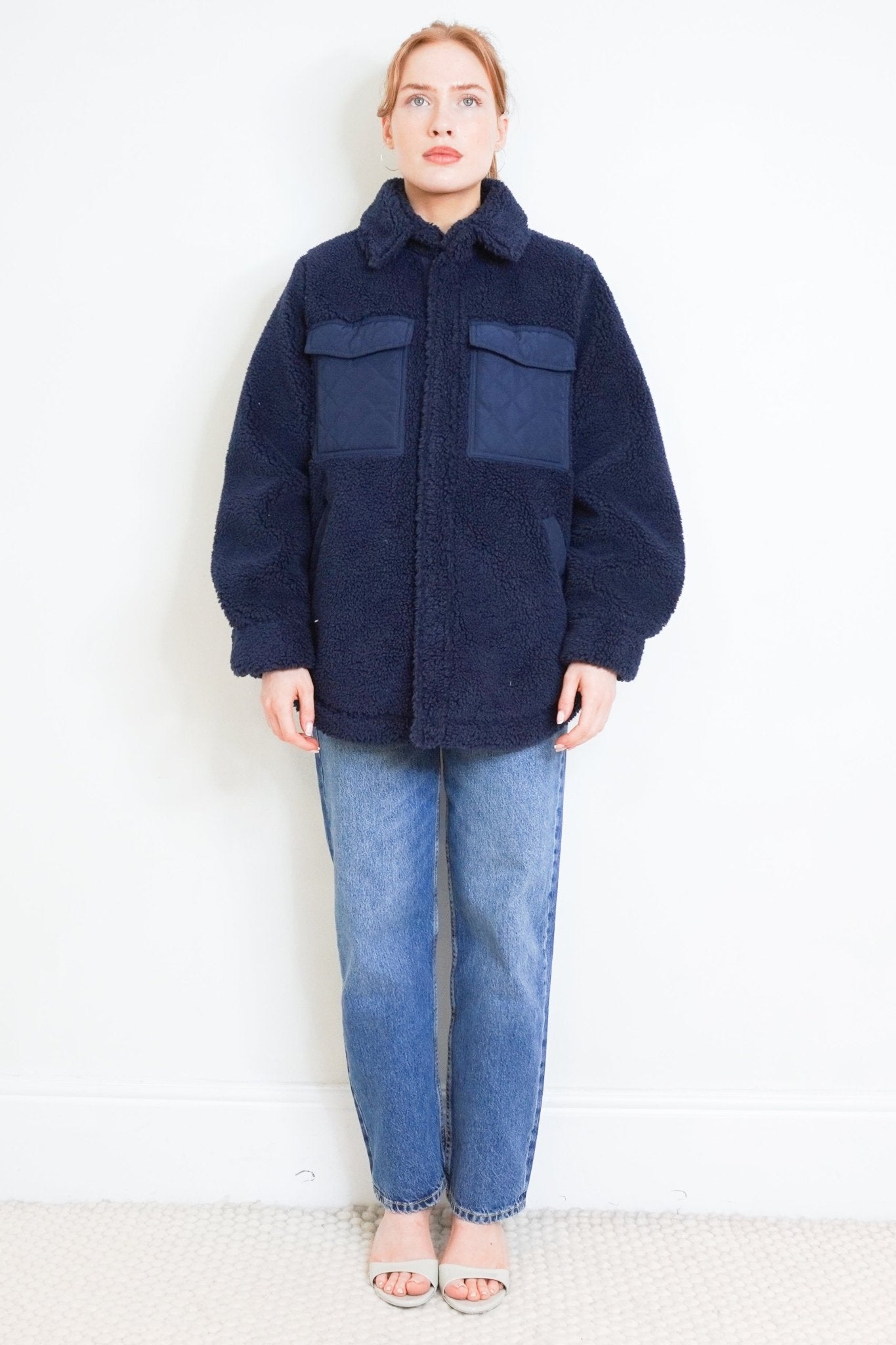 Alo-Navy-Sherpa-Bomber-Jacket-Front-Picture-front-picture-Chelsea-London