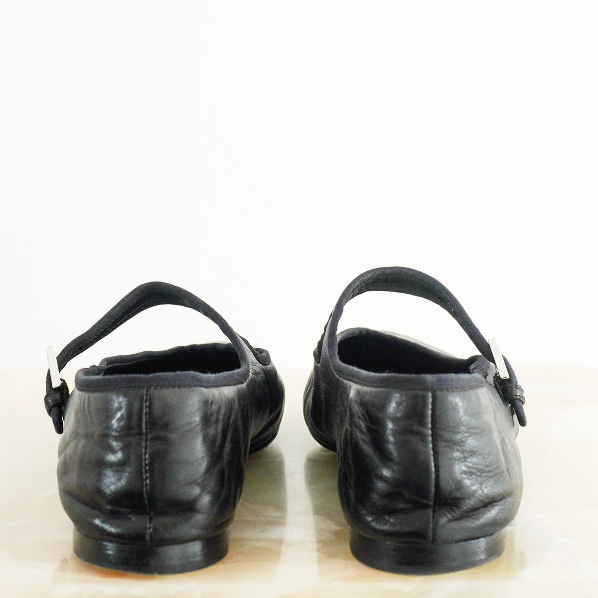Back: The Row Leather Pumps UK 5