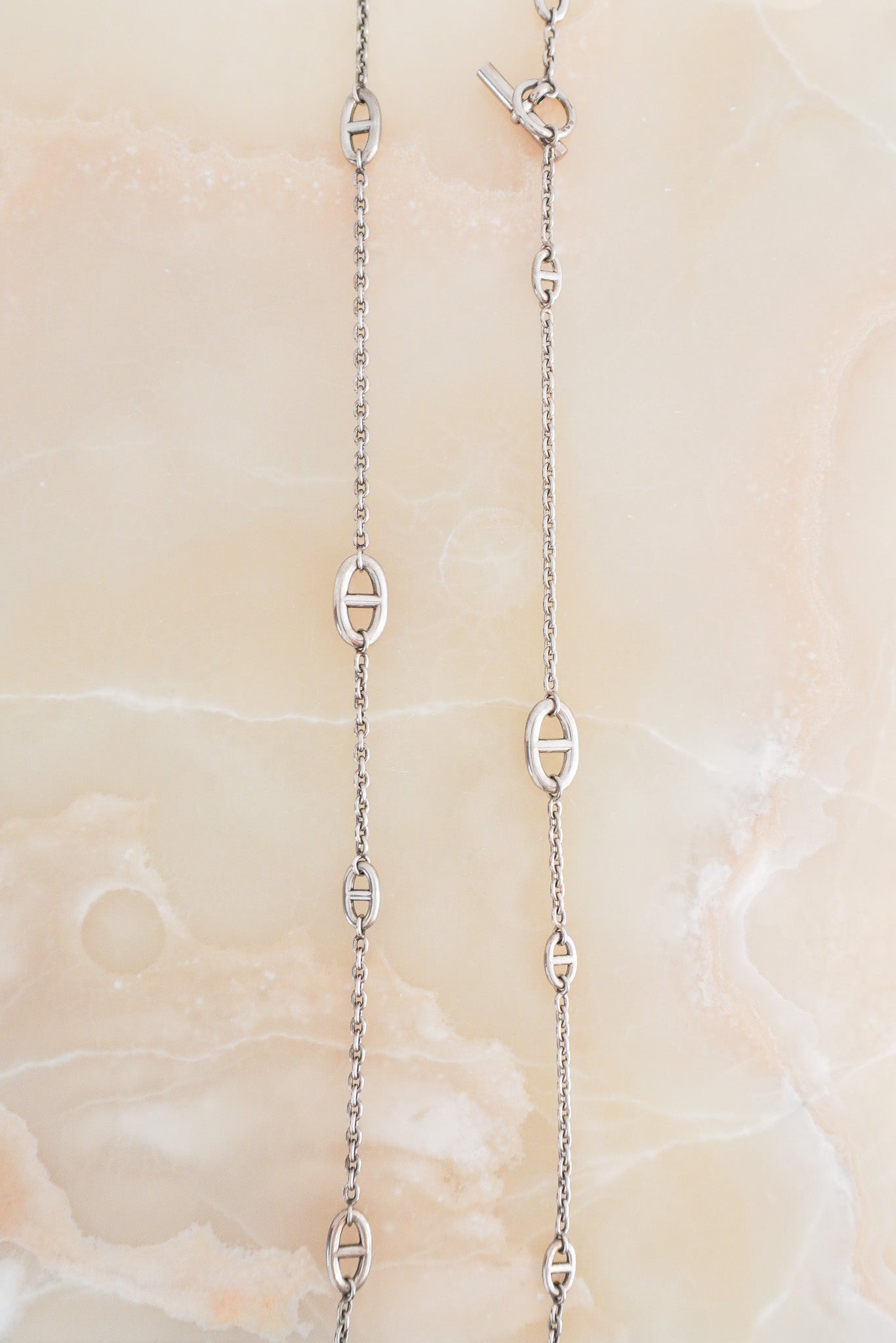 Back image of the Hermès Farandole Silver Necklace