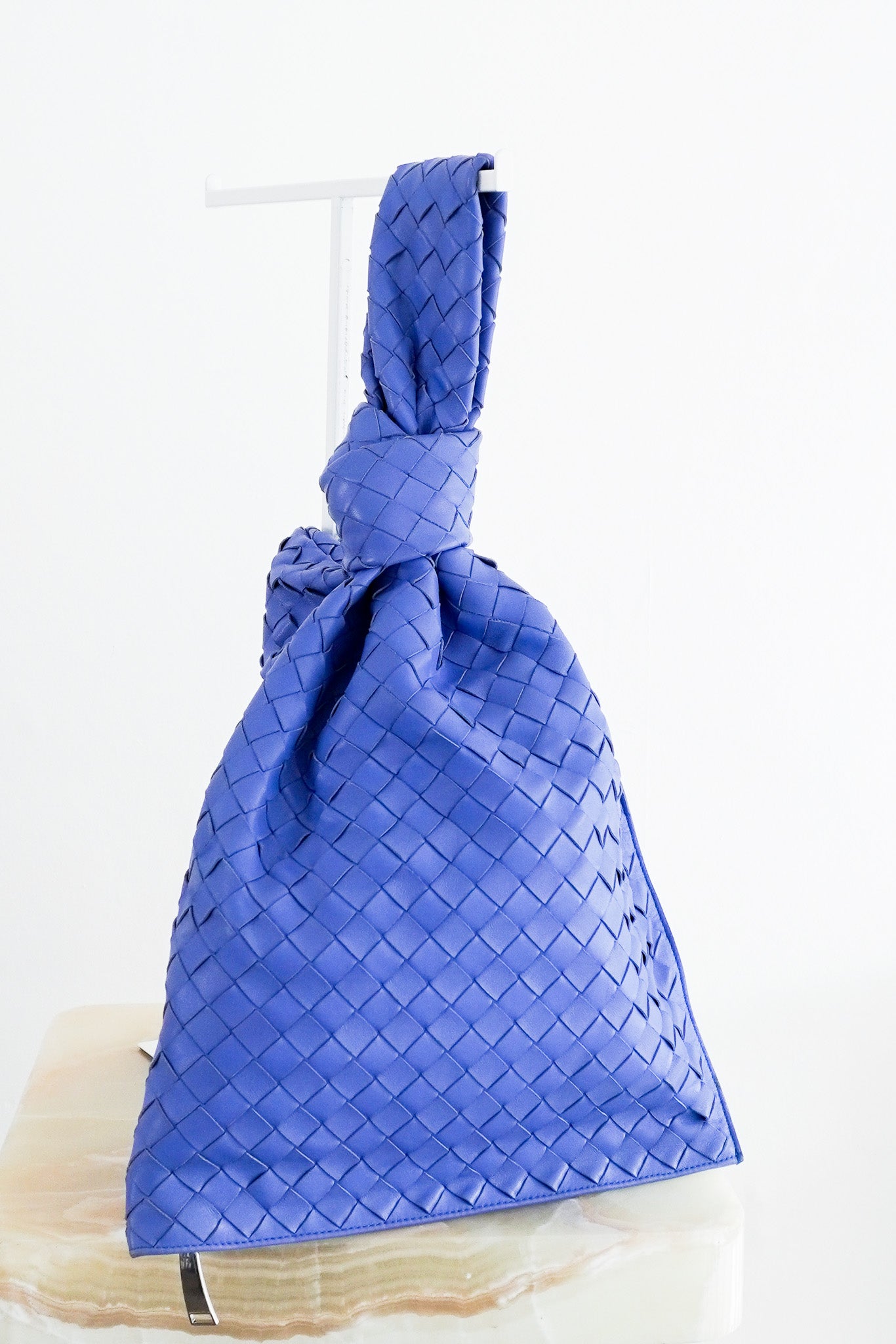 Bottega-Veneta-Indigo-Intrecciato-Twist-Clutch-front-picture-Chelsea-London
