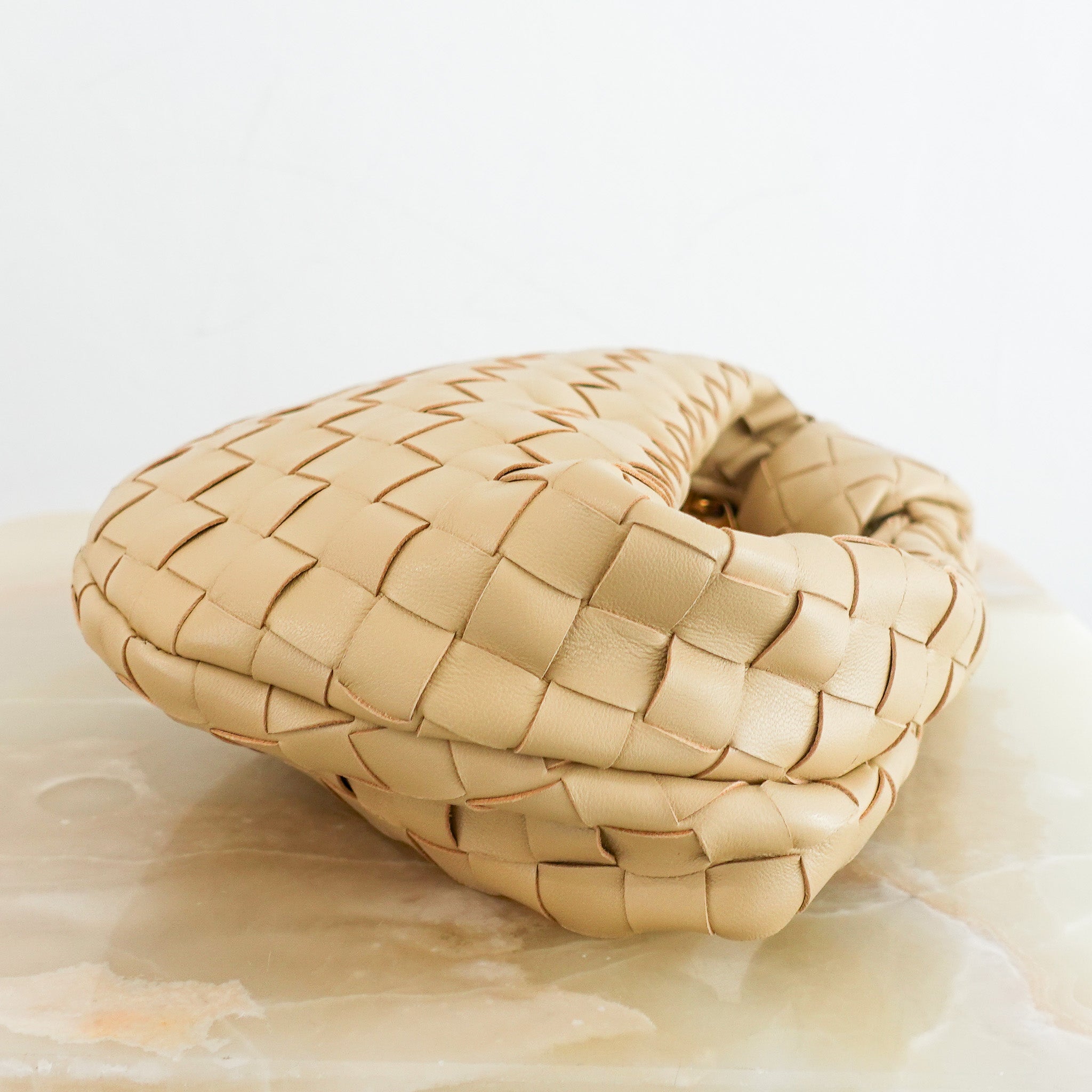 Bottega-Veneta-Teen-Jodie-Beige-Bag-base-photo