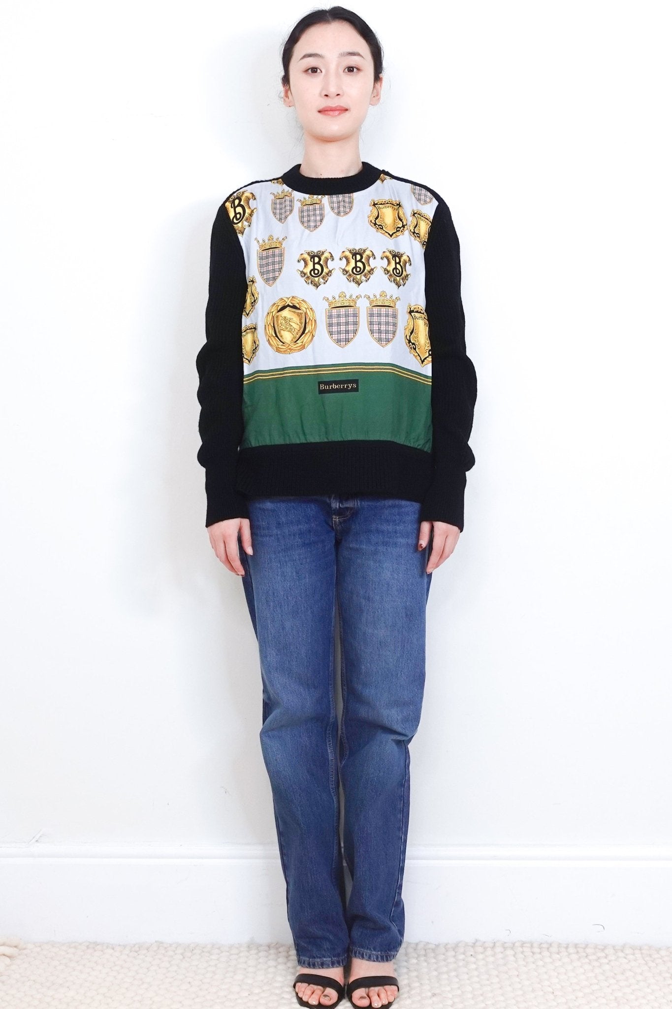 Burberry Vintage Black Knitted Crest Jumper RRP £720 | Authentic Preloved - Reloved Again