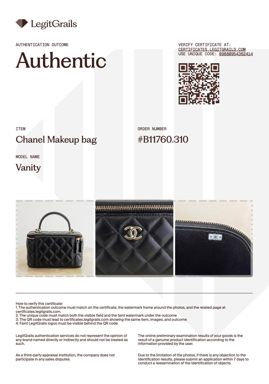 Chanel Black Quilted Vanity Case in Lambskin (RRP £3500) | Authentic Preloved