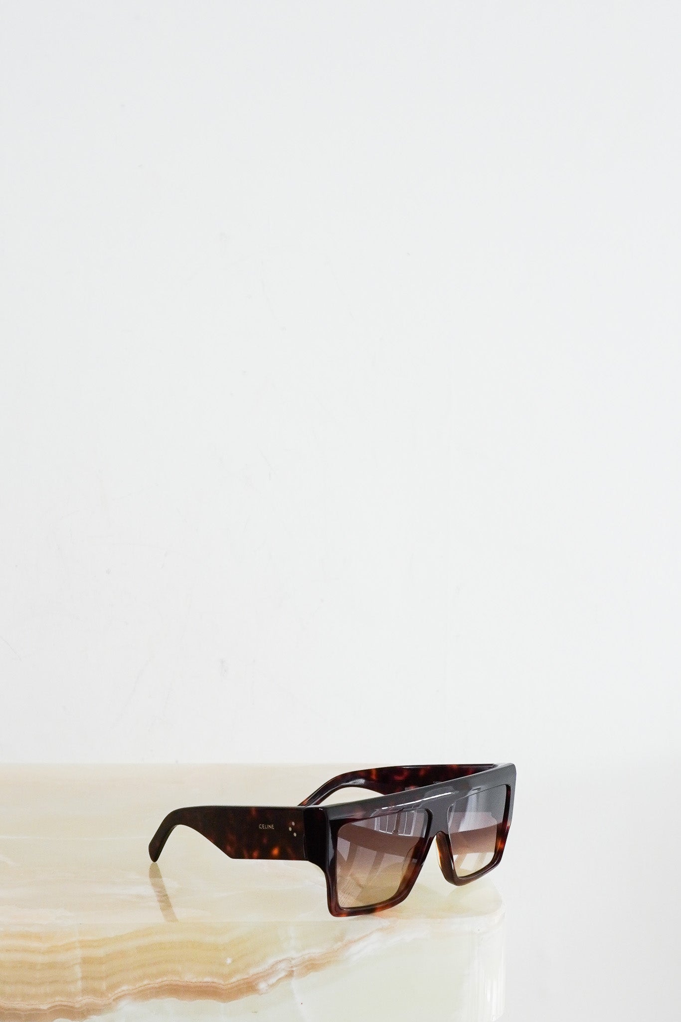Celine-Flat-Top-Tortoise-Shell-Sunglasses-front-picture-chelsea-london