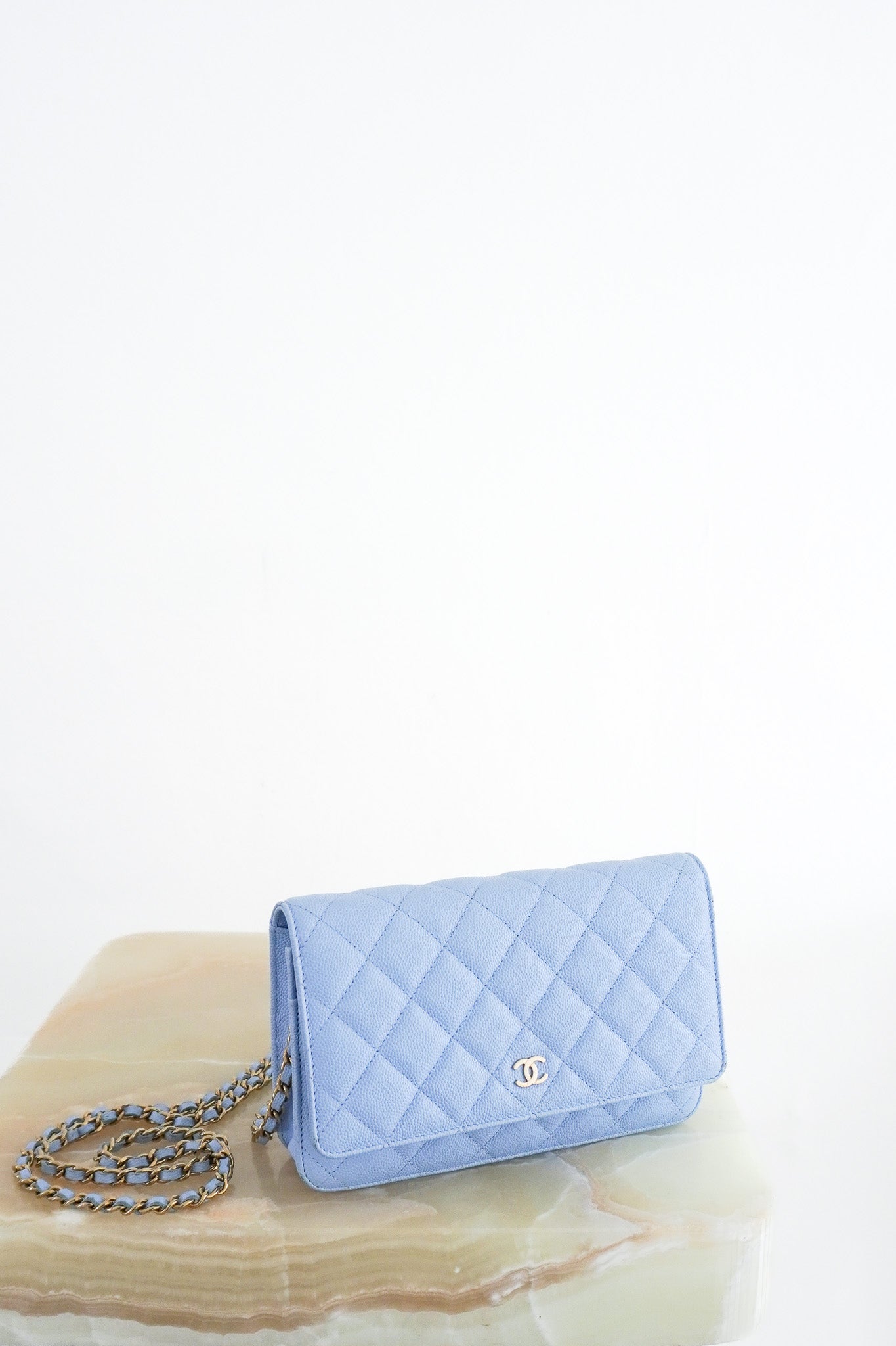 Chanel-Blue-Caviar-Leather-Wallet-on-Chain-front-picture