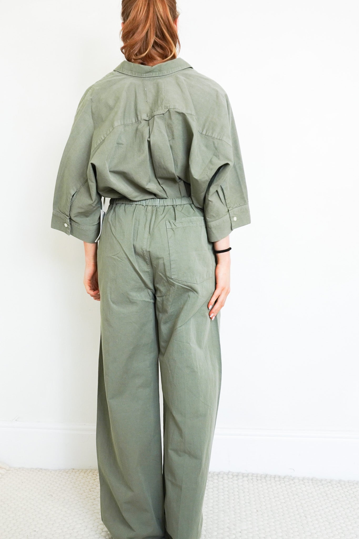 Citizens-of-Humanity-Khaki-Pull-on-Trousers-Back-Picture