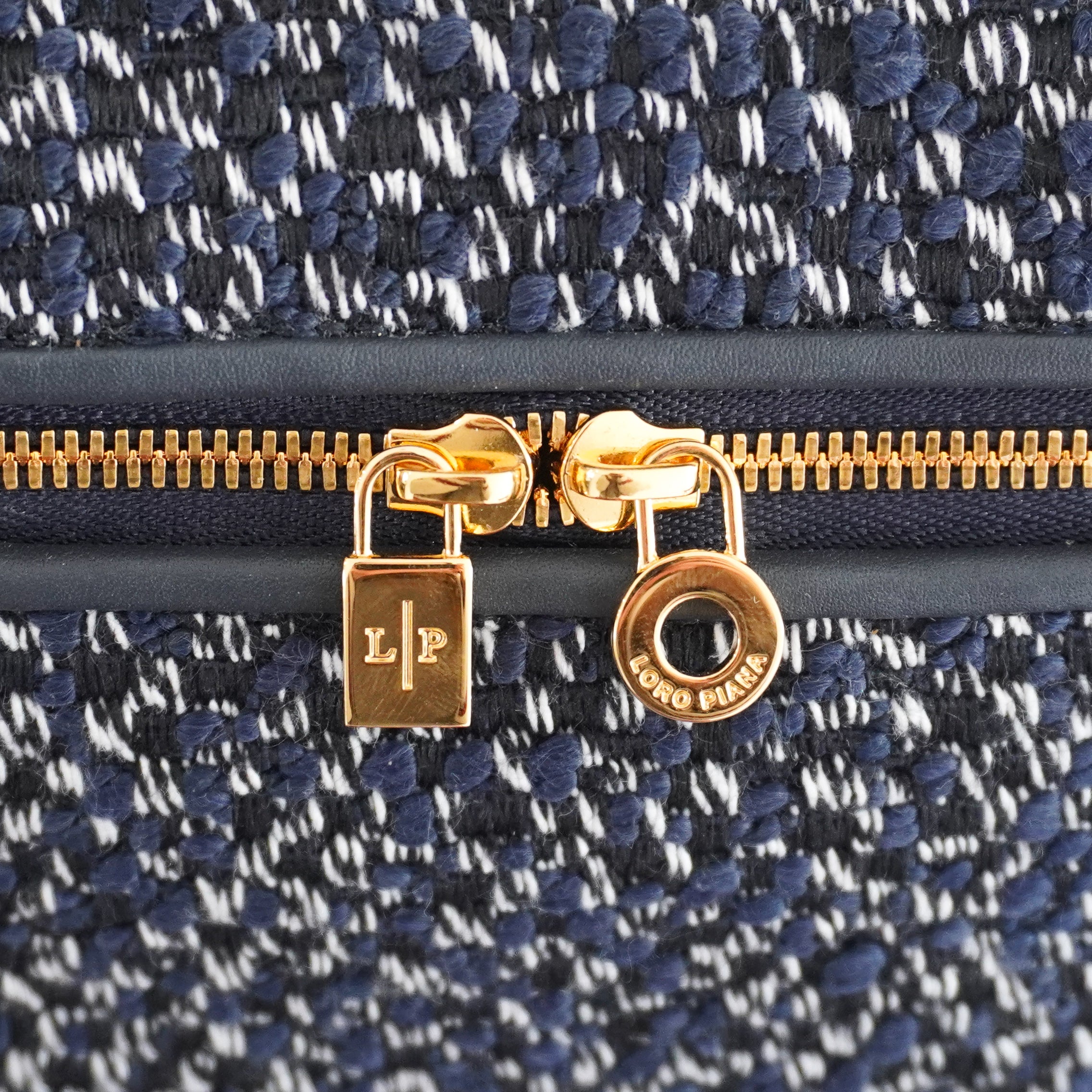 Loro Piana Extra Pocket Tweed Bag L29 RRP £2500 | Authentic Preloved