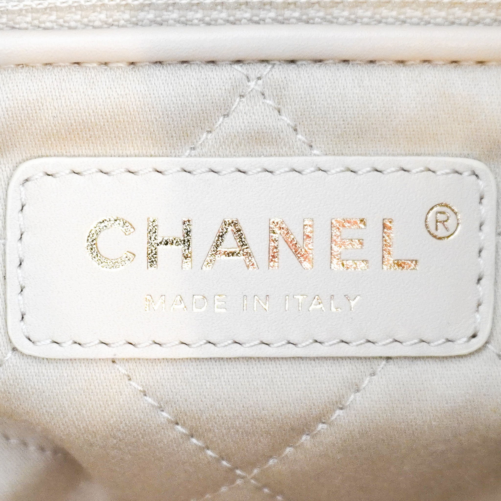 NEW Chanel 22 Small Hobo Bag in Gold Shiny Calfskin | Authentic Preloved
