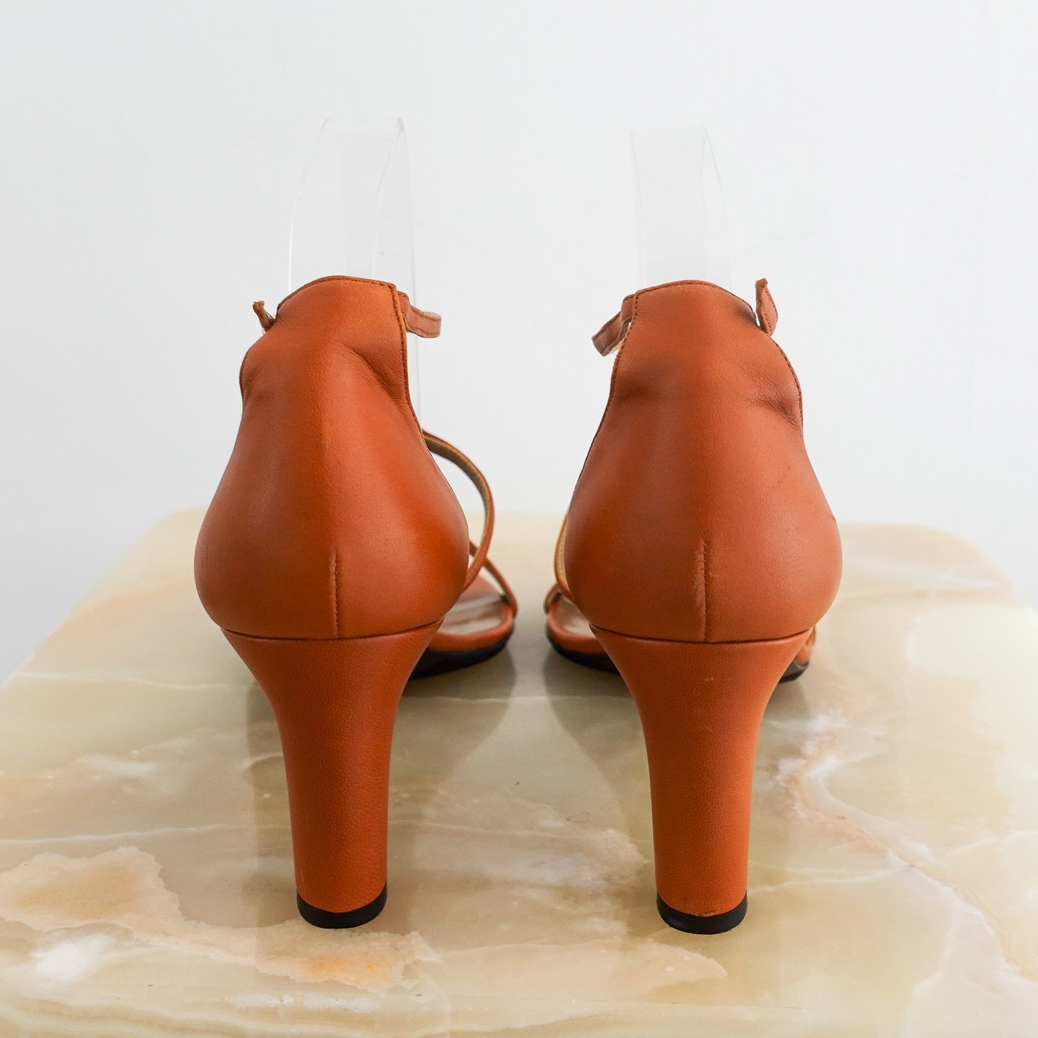 Hermes Brown Leather Heel with Gold Hardware RRP £820 | Authentic Preloved