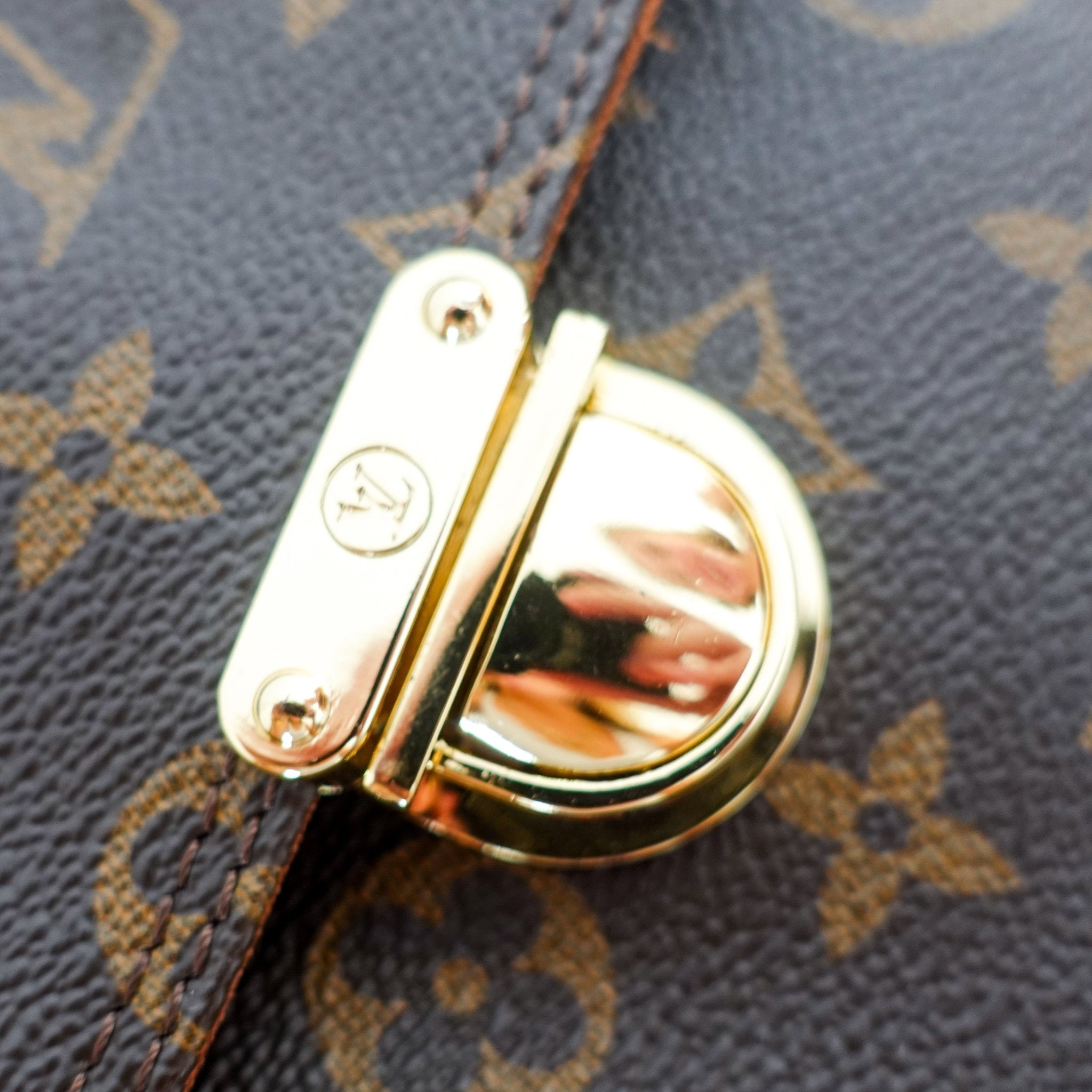 Manhattan GM bag RRP £1.1k - Reloved Again