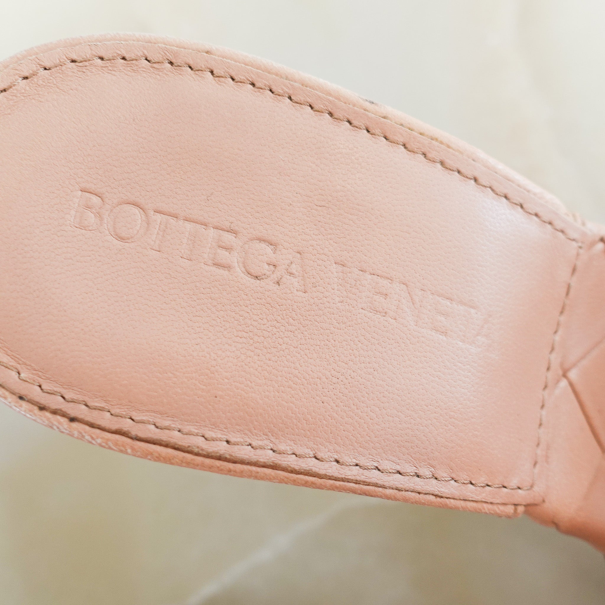 Bottega Veneta Lido Mules in Beige RRP £1100 | Authentic Preloved - Reloved Again