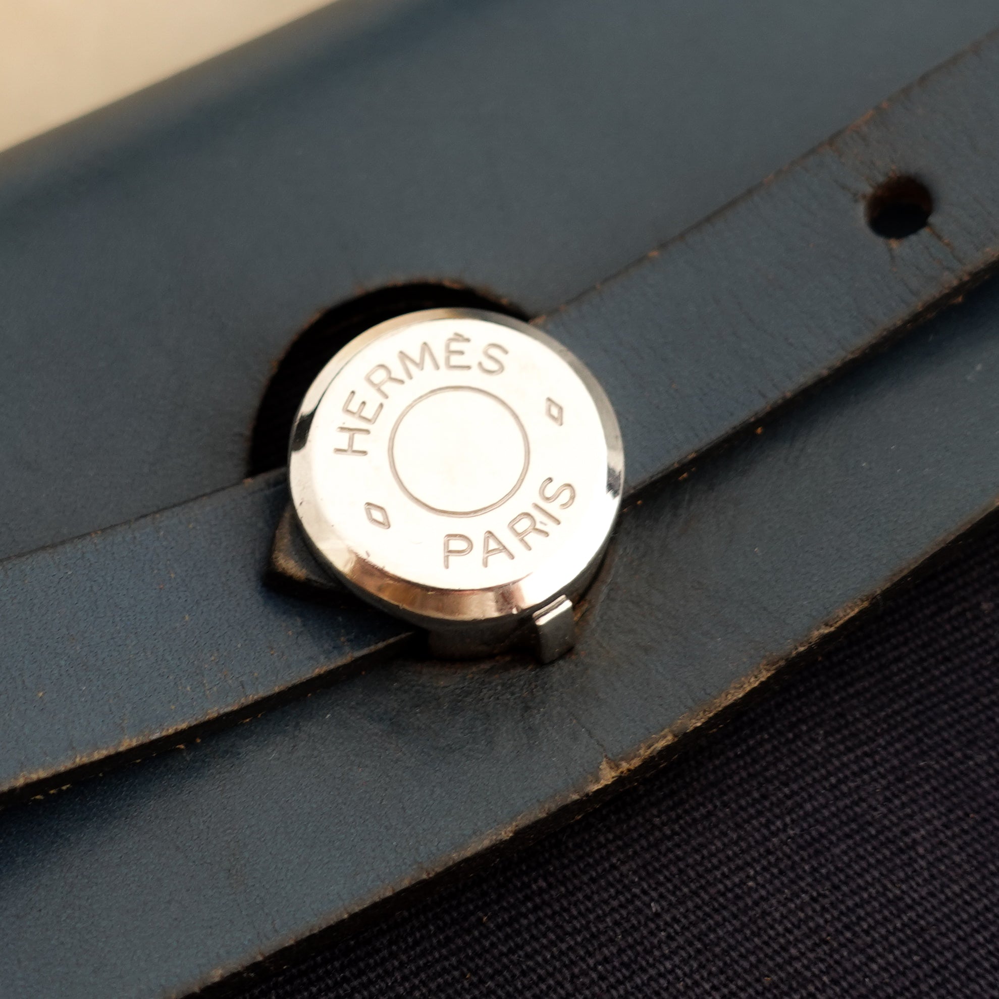 Hermès Navy 30 Canvas Herbag RRP £2300 | Authentic Preloved