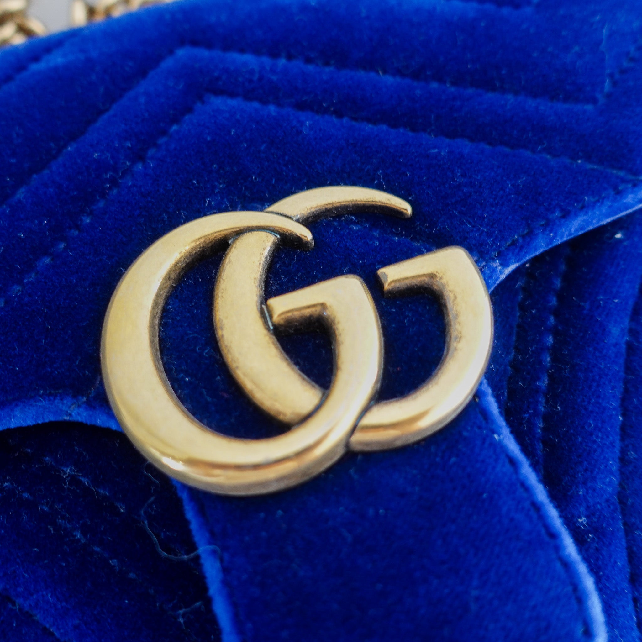 Gucci GG Marmont Velour Shoulder Bag in blue | Authentic Preloved