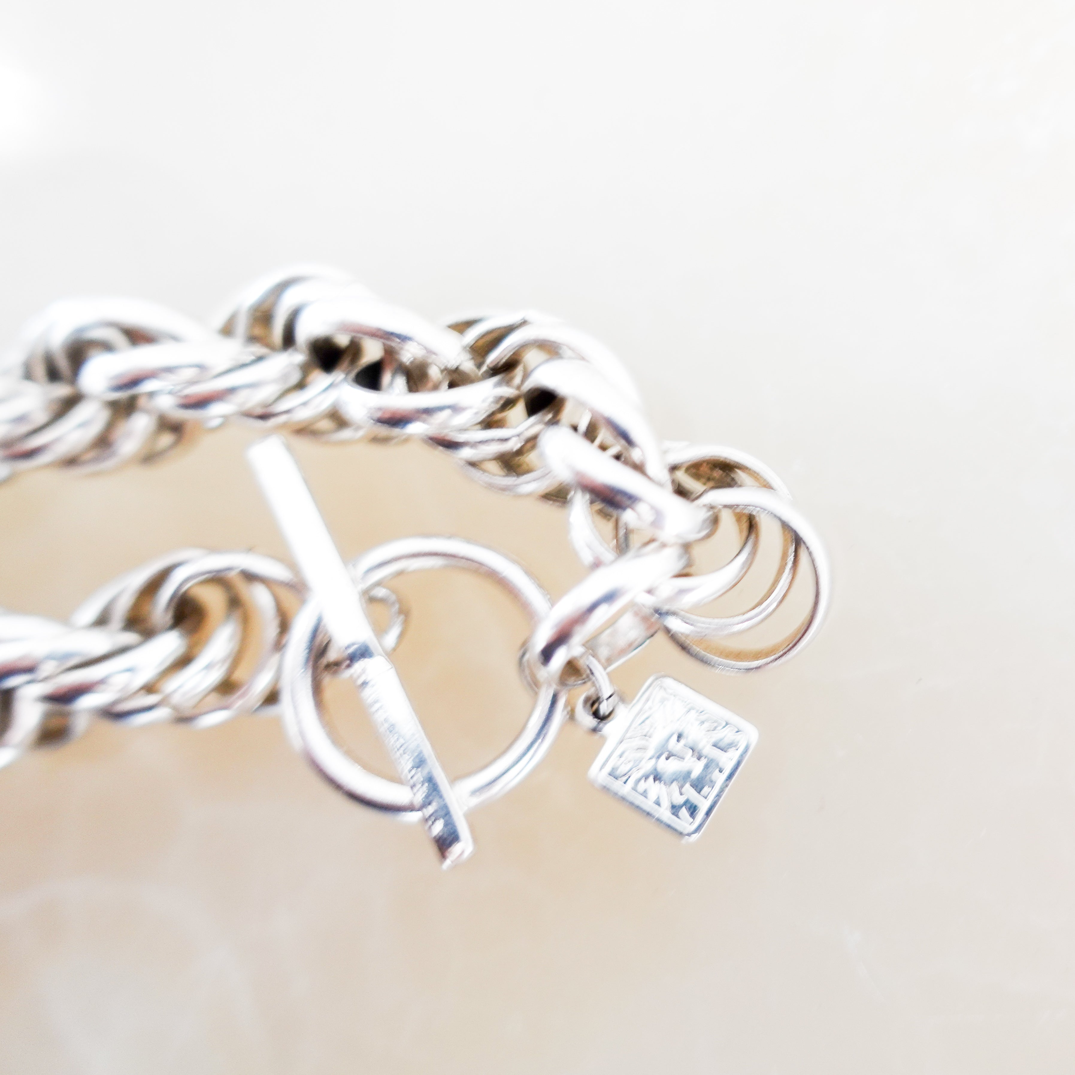 Anne Klein Silver Chunky Interlocking Chain Necklace with Pouch RRP £200 | Authentic Preloved