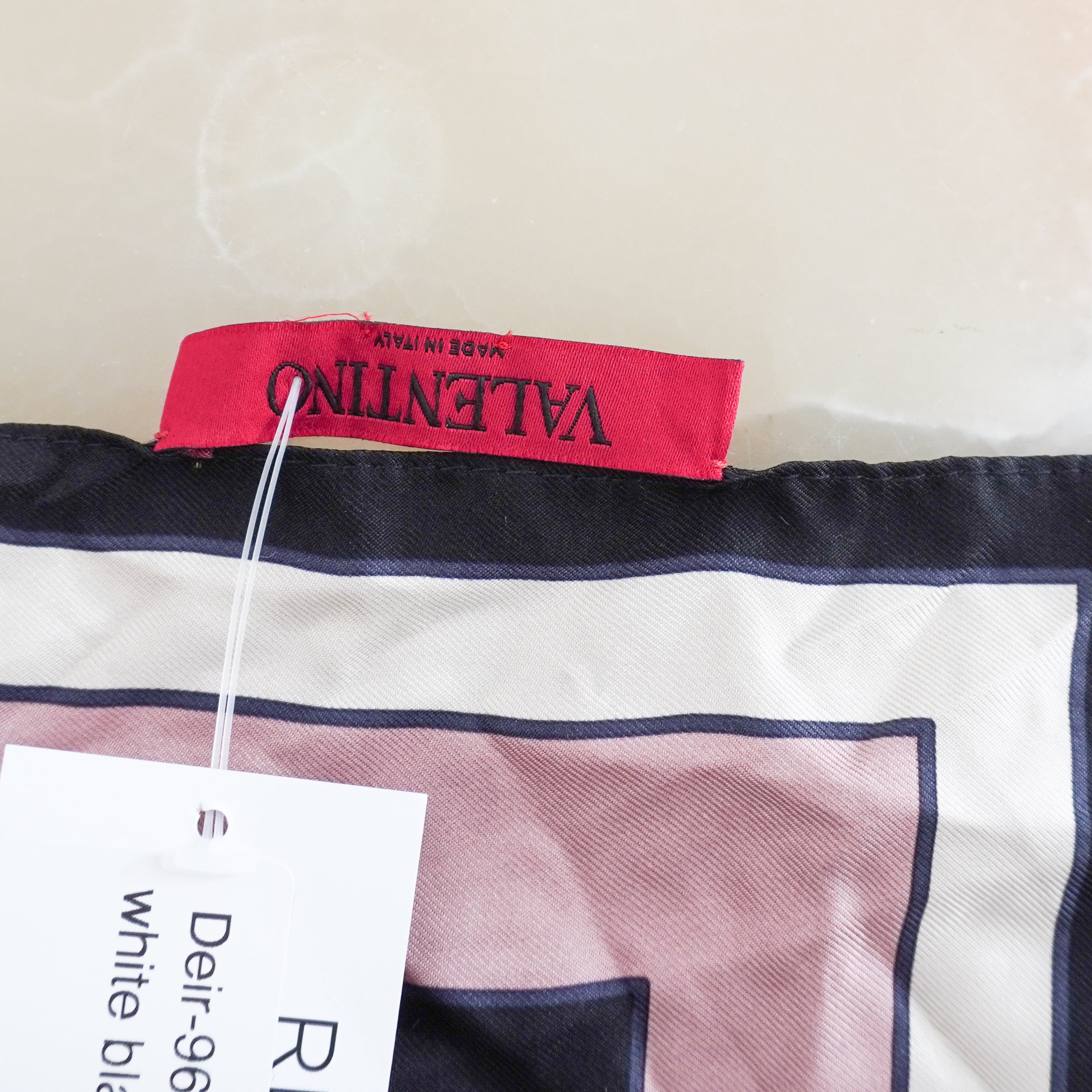 Valentino Black & Pink VLogo Print Scarf (RRP £390) | Authentic Preloved FINAL SALE
