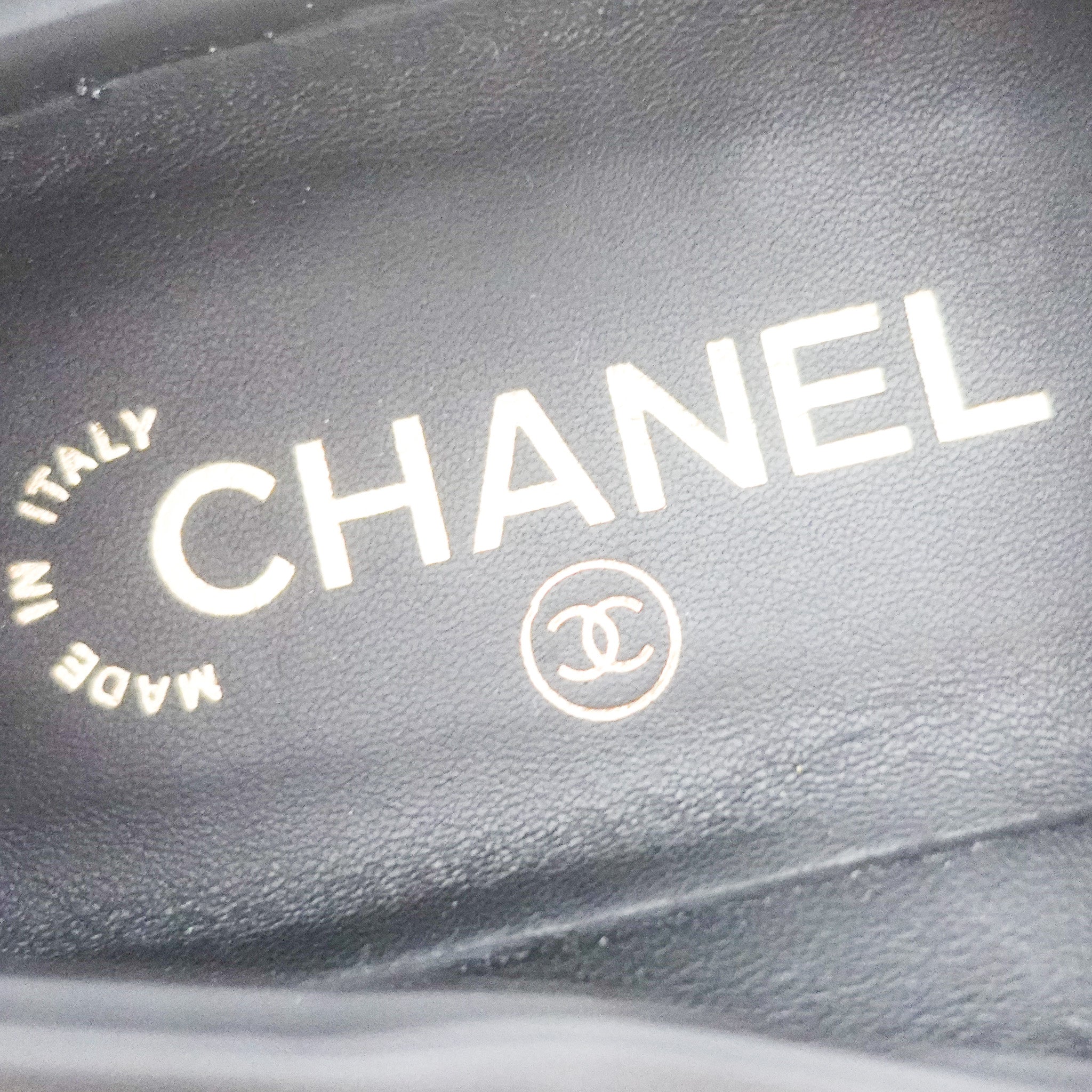 NEW Chanel Quilted Lambskin CC turn - lock Loafers RRP £1300 | Authentic Preloved - Reloved Again