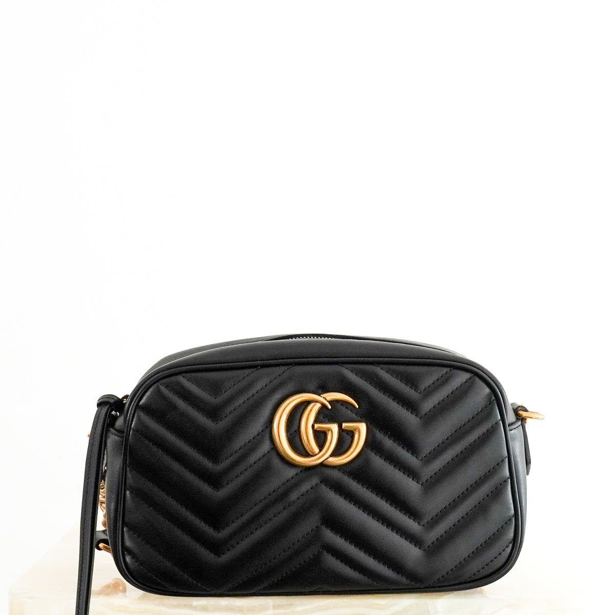 Gucci GG Marmont Matelassé Chevron Black Leather Shoulder Bag (RRP £1460) | Authentic Preloved