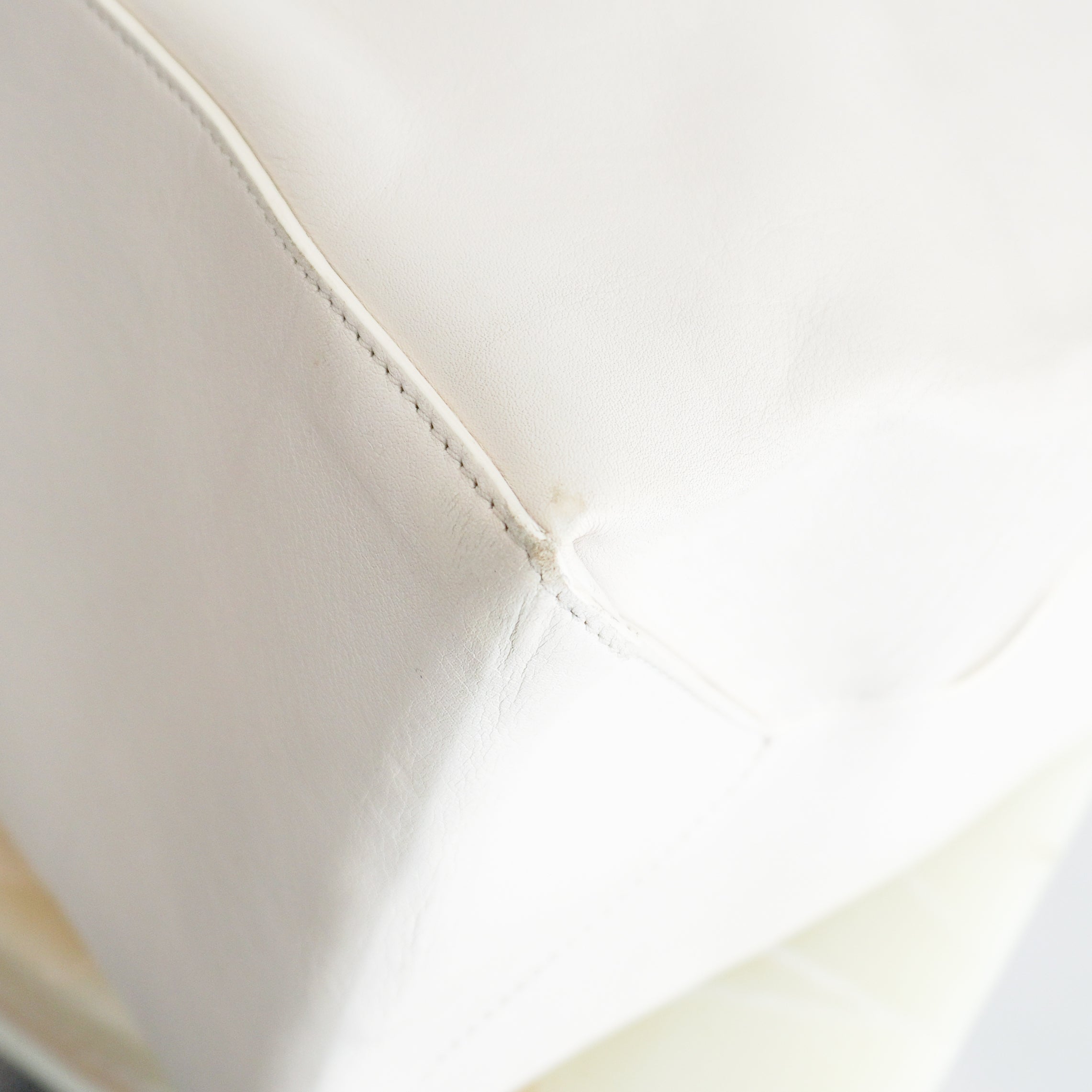 Chanel Essential 31 Rue Cambon White Tote Bag (RRP £2100) | Authentic Preloved