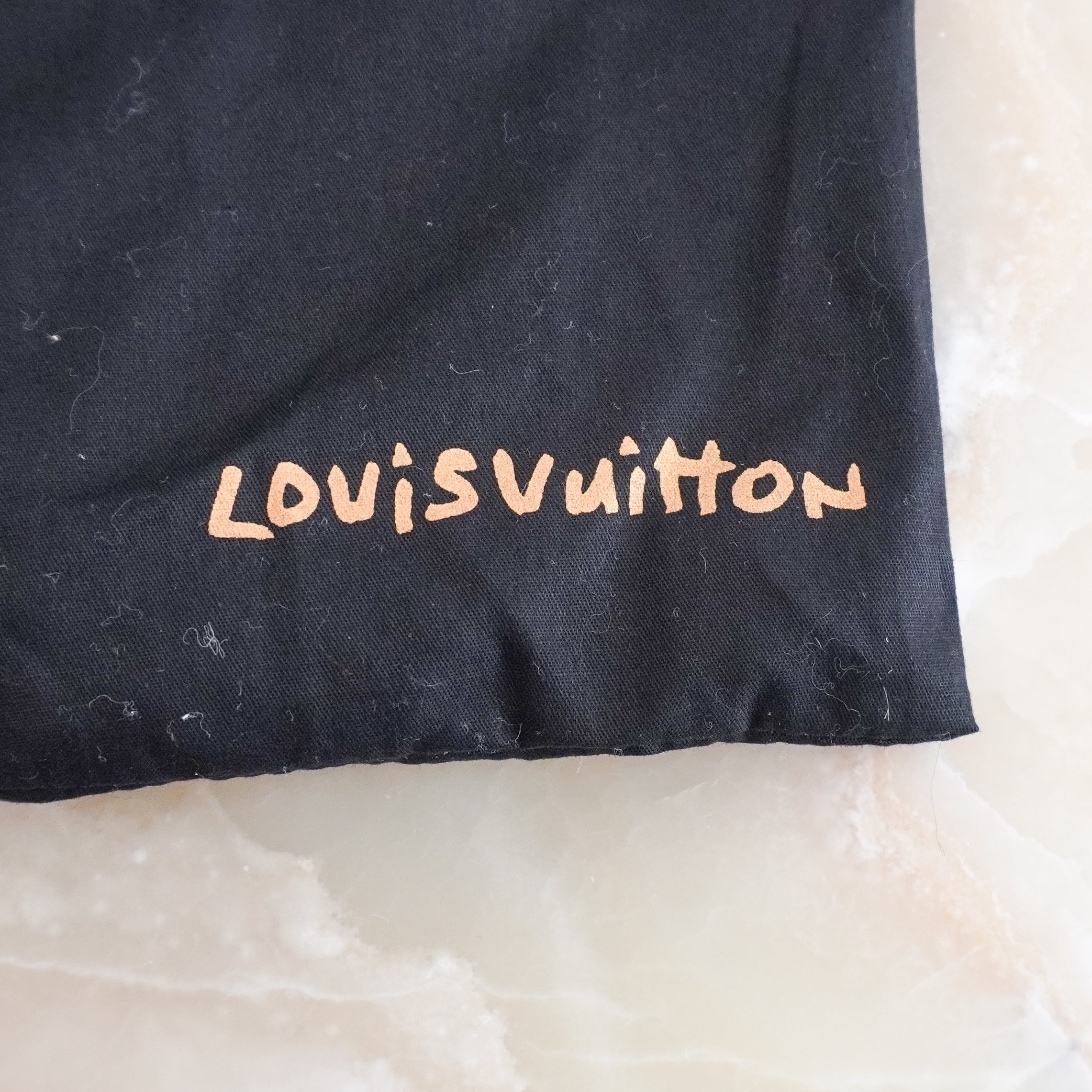 Louis Vuitton x Stephen Sprouse Roses Stole in Fuchsia Pink (RRP £475) | Authentic Preloved