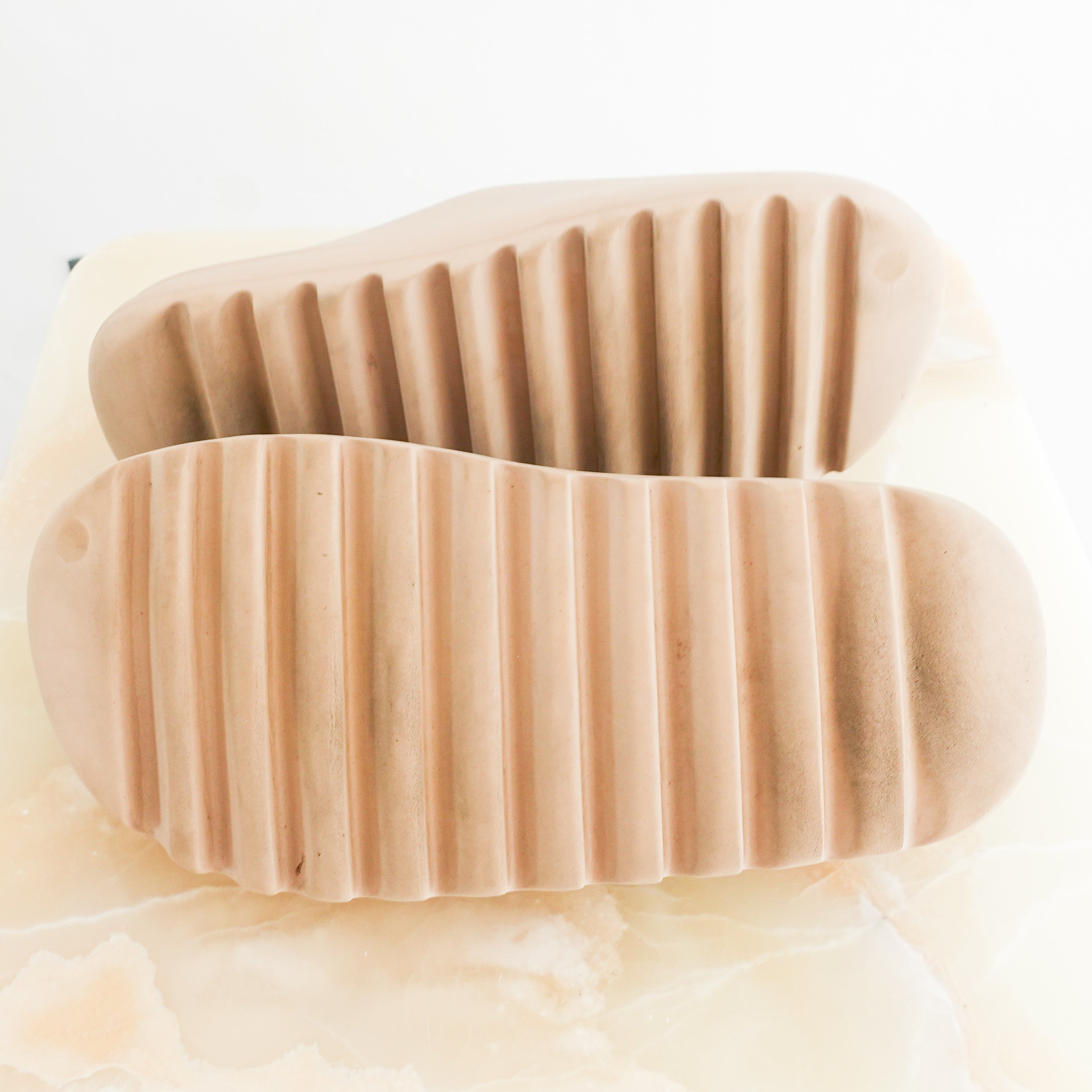 Yeezy slide in beige RRP £270