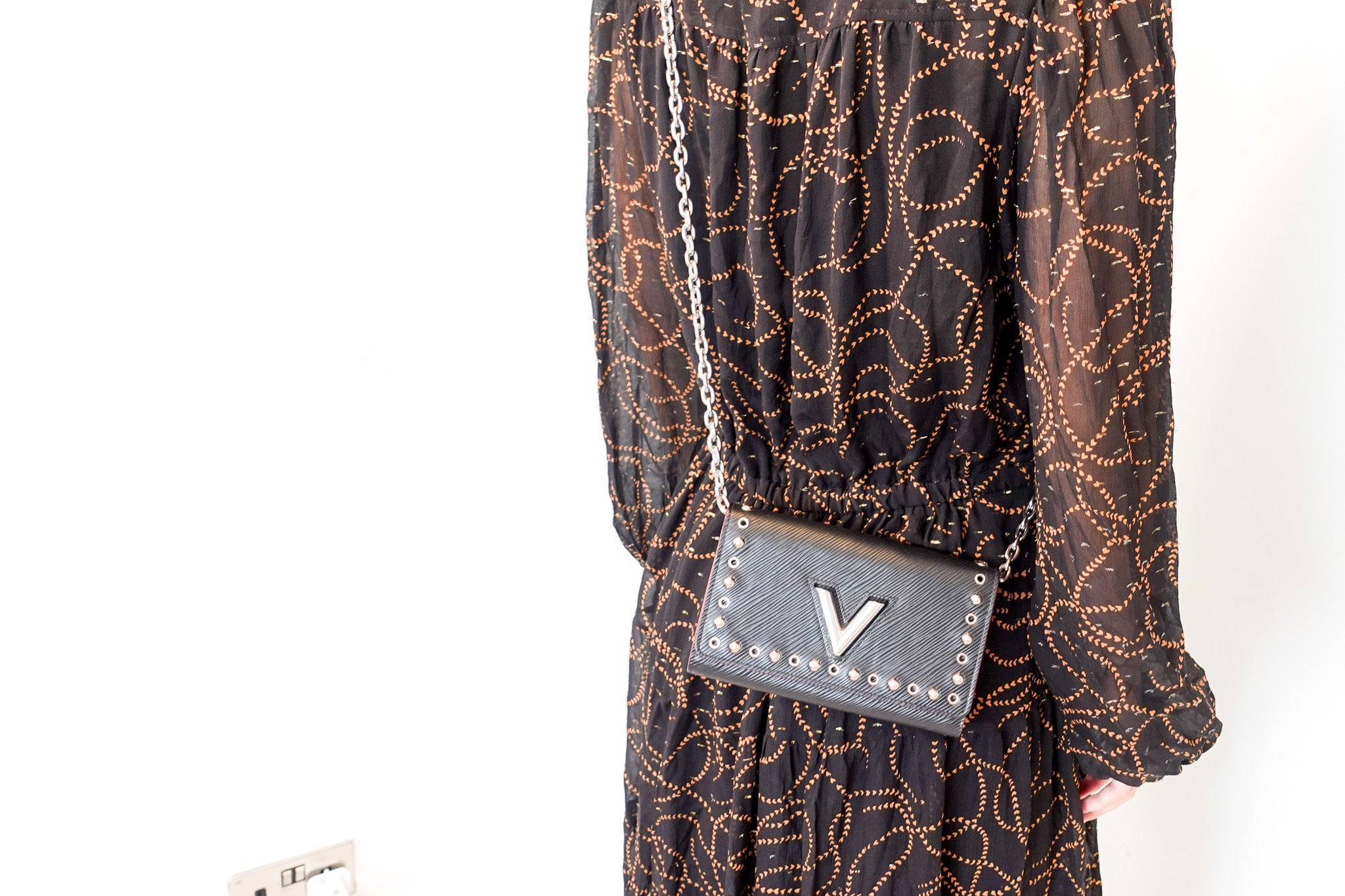 Louis Vuitton Twist MM in Epi Leather – Preloved, Authentic | RRP £2,500