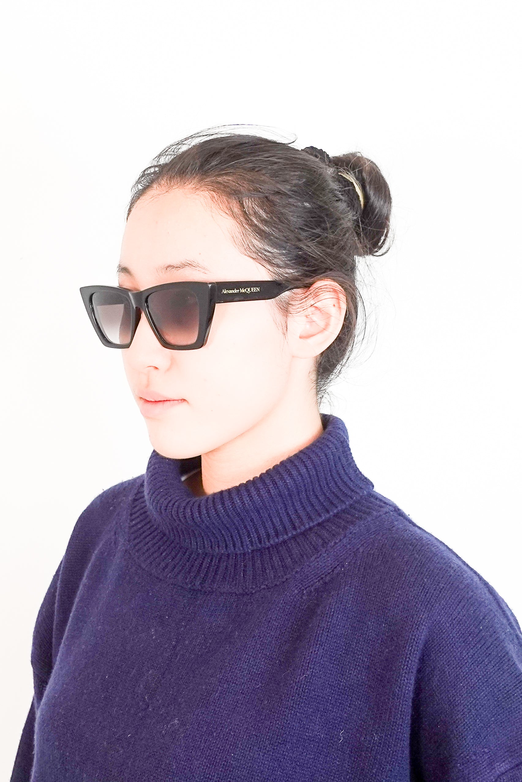 Alexander McQueen Black Sunglasses RRP £225 | Preloved Authentic