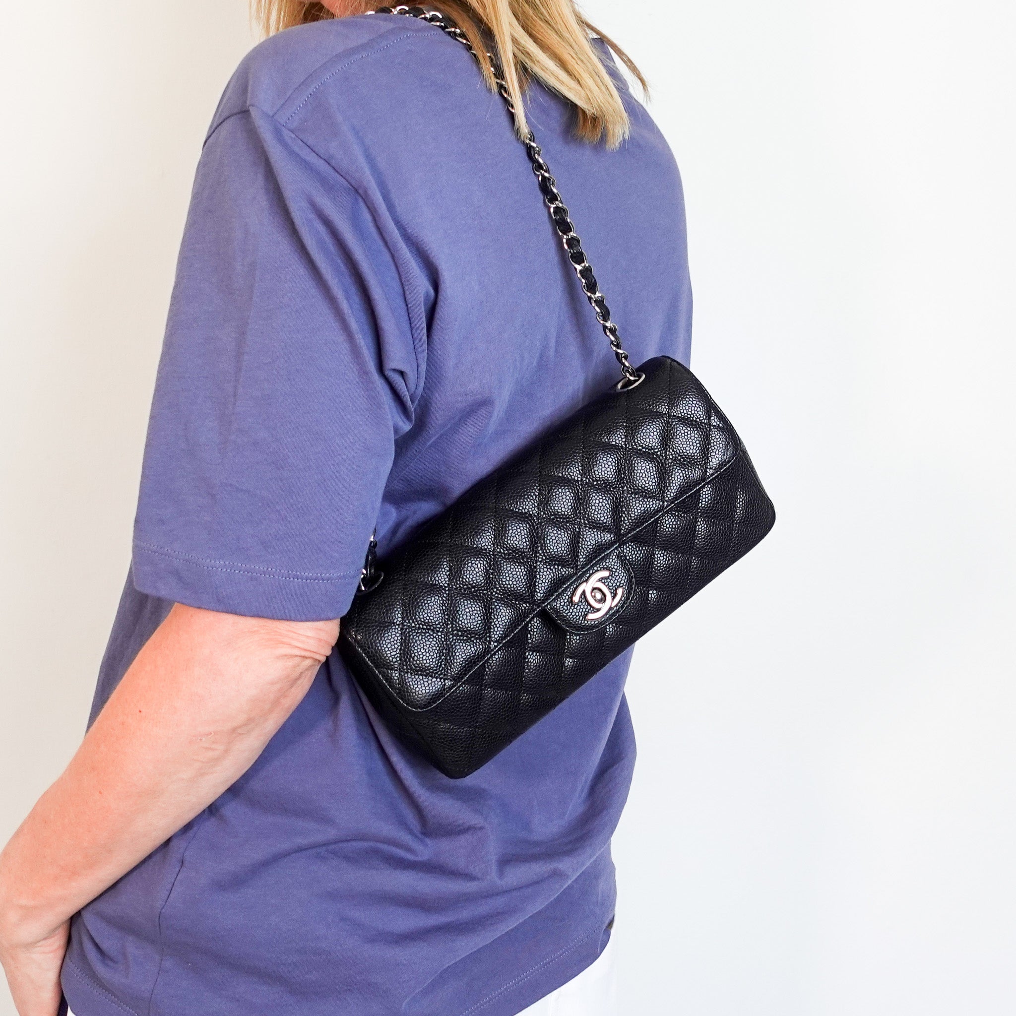 East West shoulder bag caviar