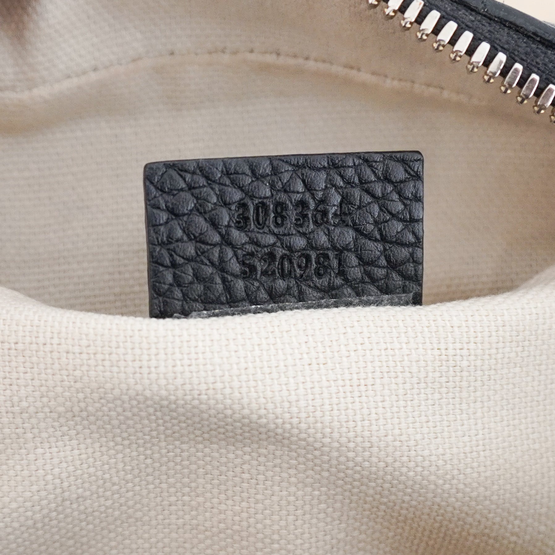 Gucci GG Soho Disco Crossbody Bag in Black (RRP £1200) | Authentic Preloved