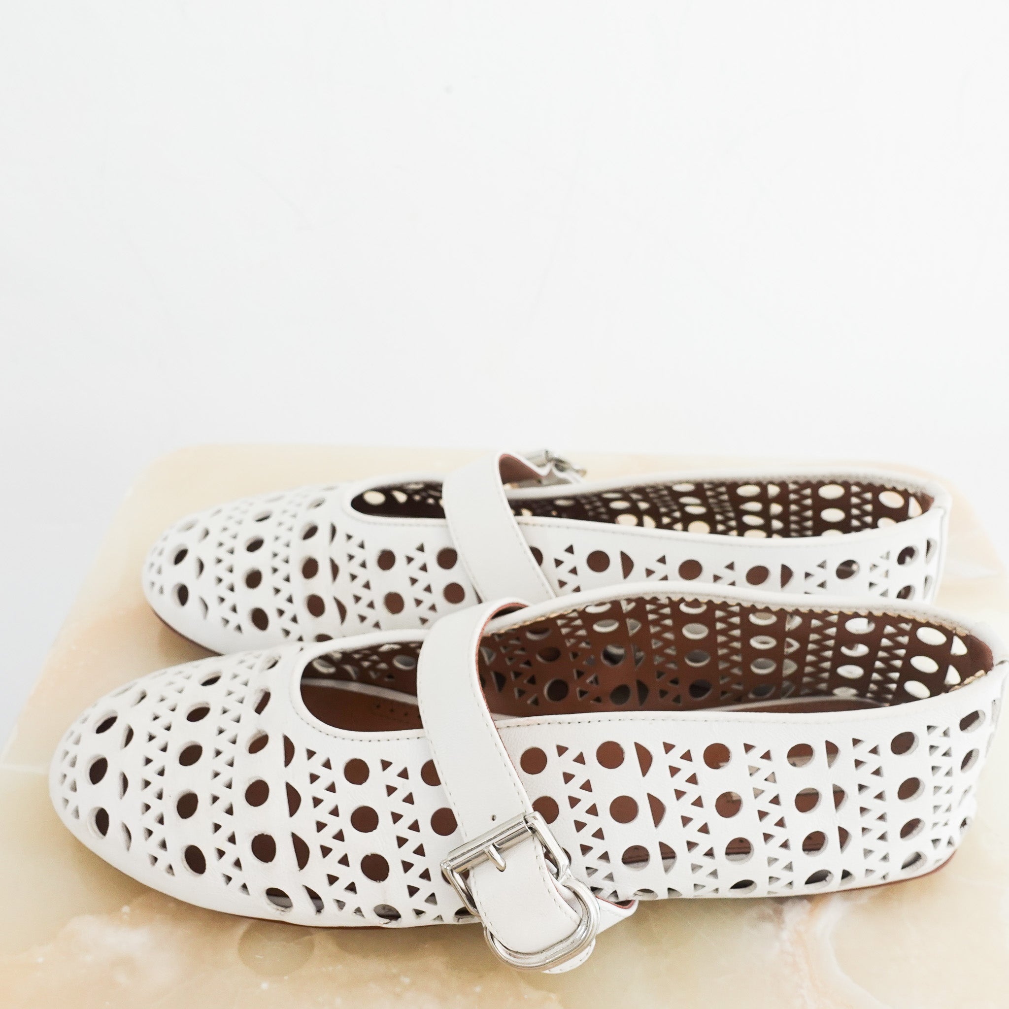 ALAIA Laser - cut white Ballet Flats RRP £850 | Preloved Authentic - Reloved Again