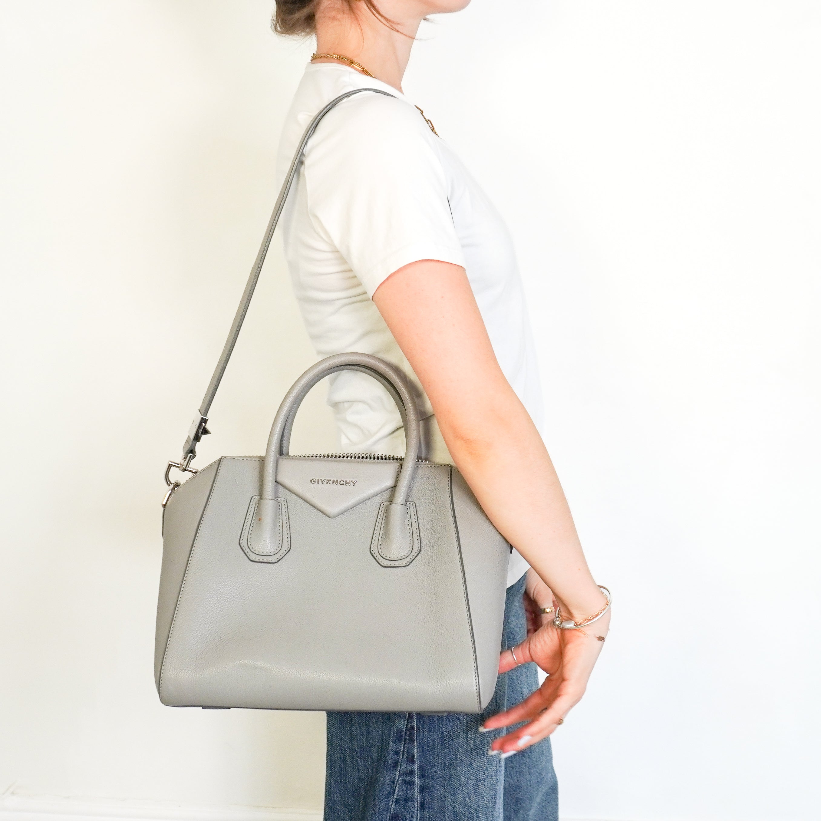 Givenchy Medium Antigona Bag Pearl Grey Sugar (RRP £1690) | Authentic Preloved