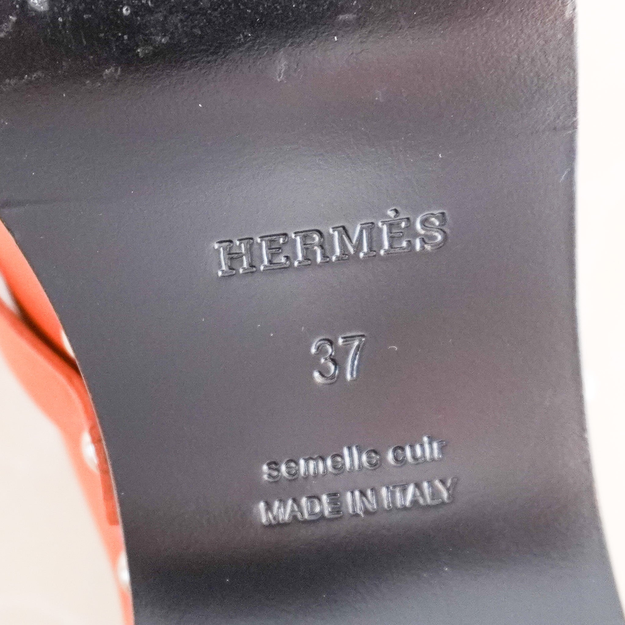 Hermès Carlotta Mules in Natural Heritage Calfskin (RRP £1265) | Authentic Preloved