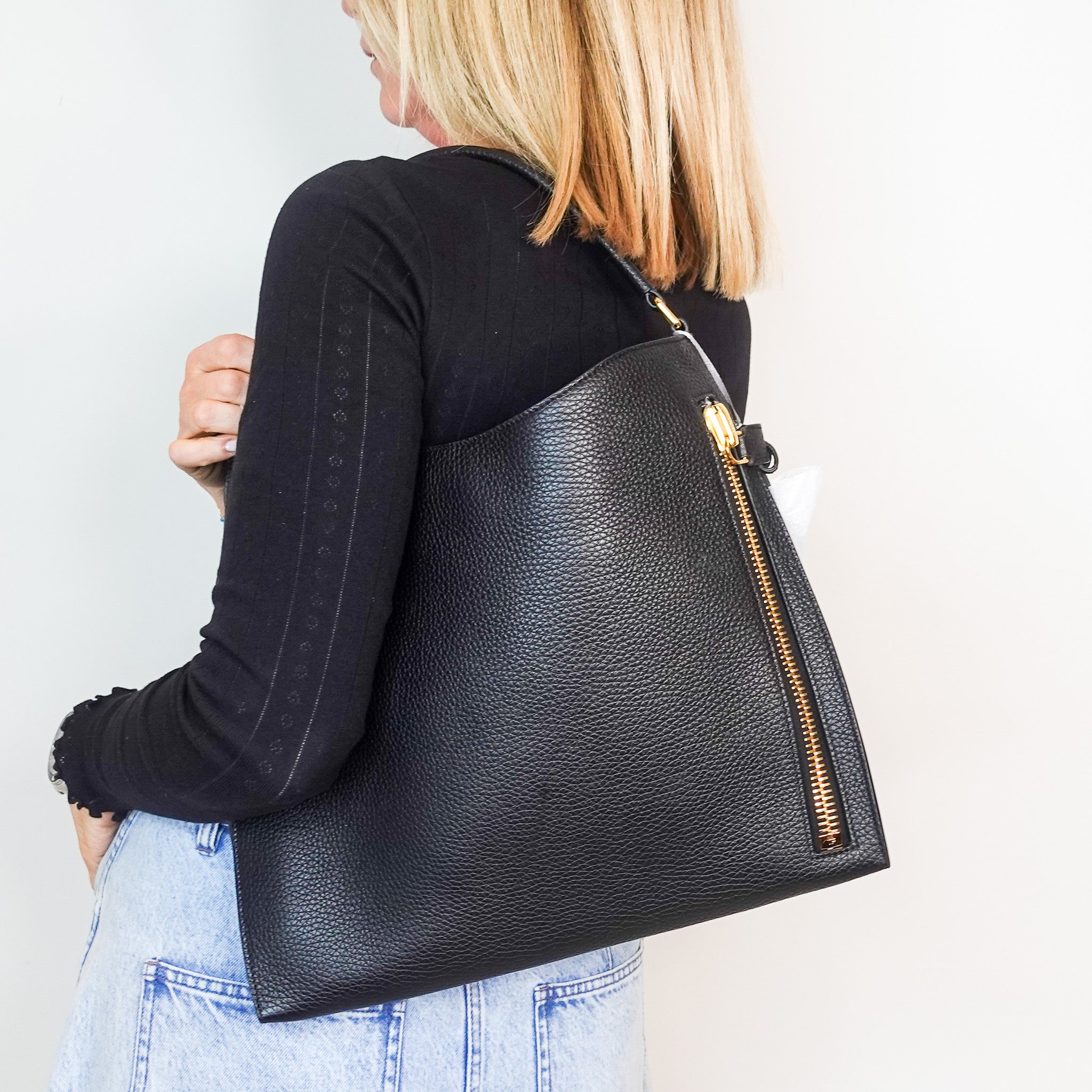 NEW Tom Ford Alix hobo shoulder tote bag RRP £1,990 | Authentic Preloved - Reloved Again
