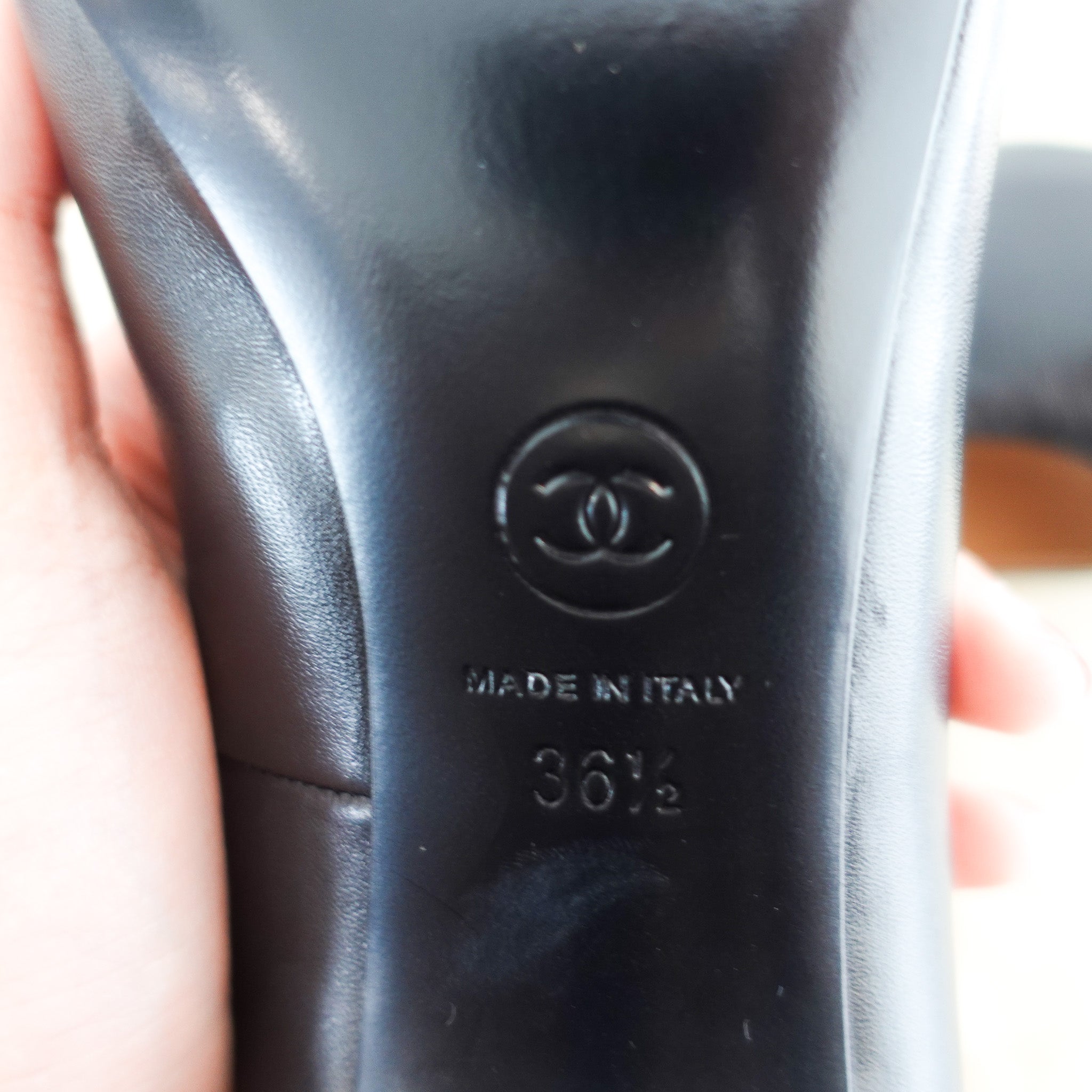 Chanel leather pumps in black | Authentic Preloved - Reloved Again