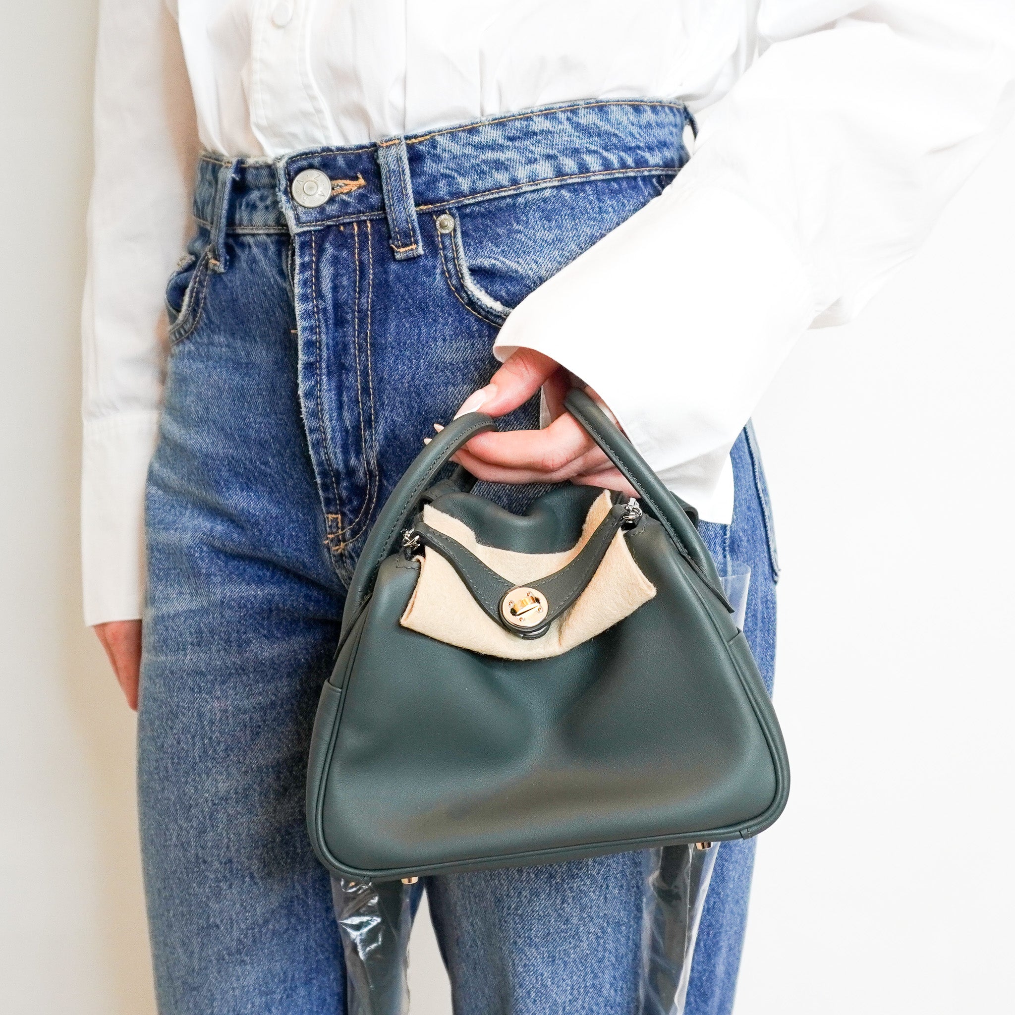 NEW Hermès Mini Lindy Bag in Vert Foncé Leather with Mixed Metal Hardware | Authentic Preloved - Reloved Again