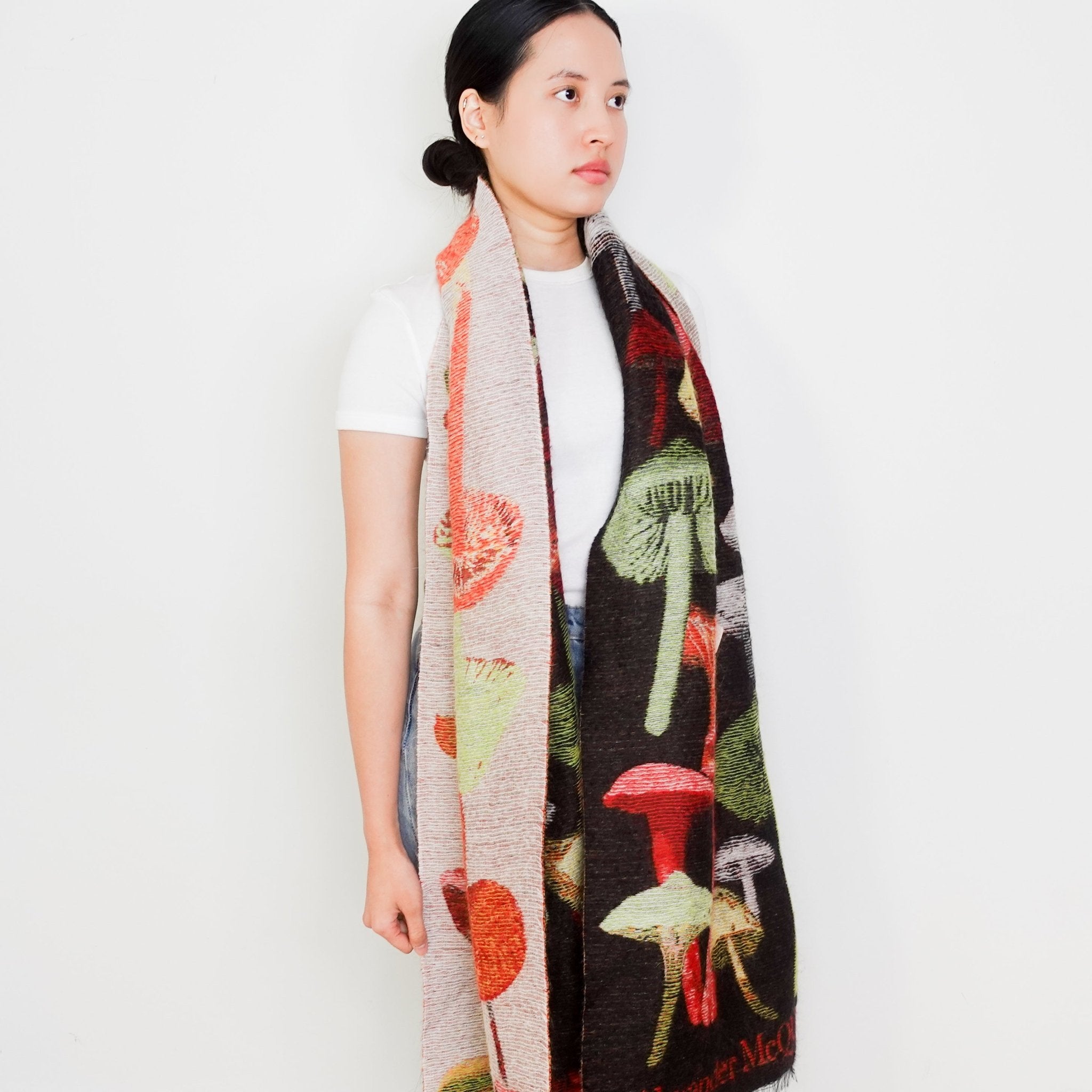 Alexander McQueen Multicolour Mushroom Wool Scarf RRP £700 | Authentic Preloved - Reloved Again