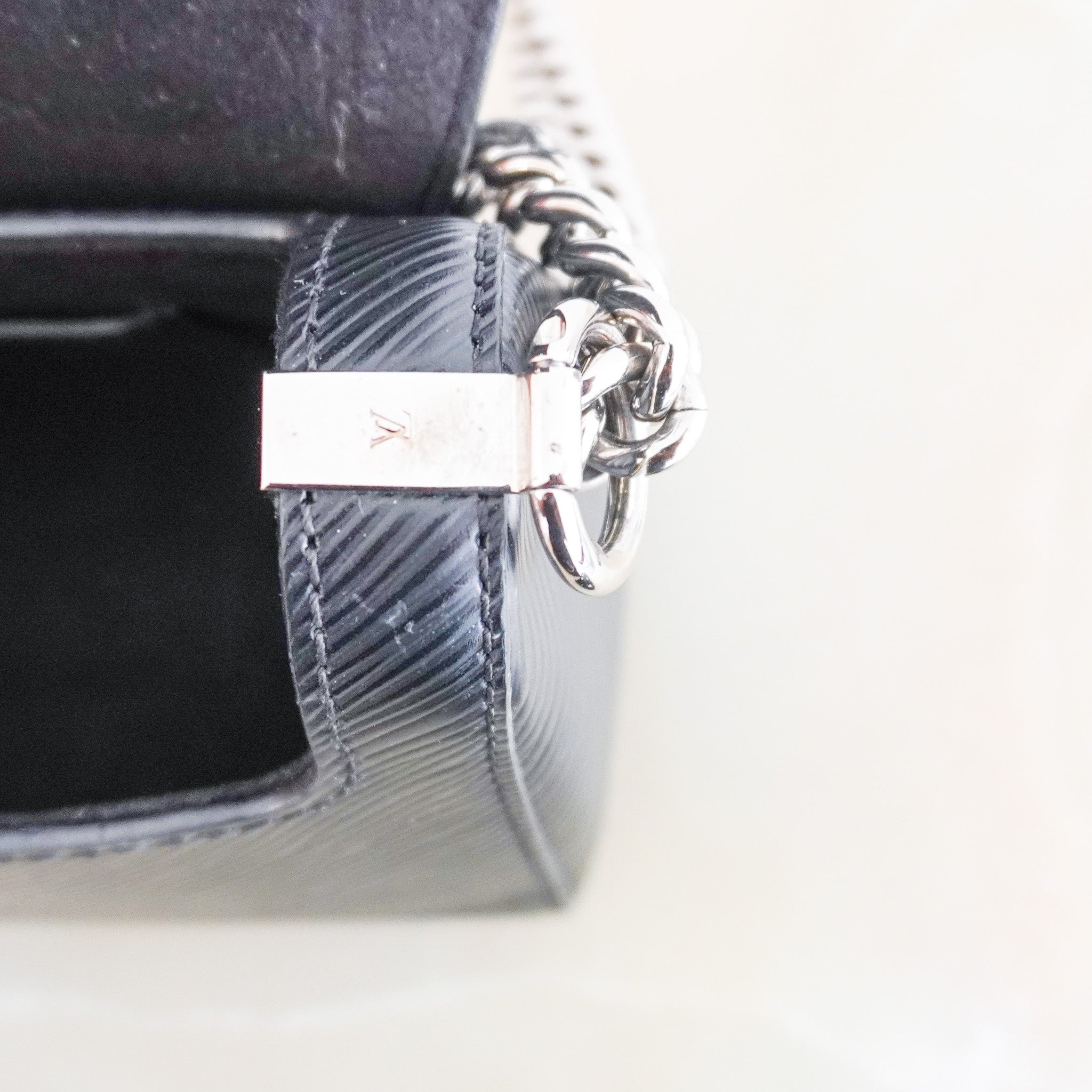 Louis Vuitton Twist PM Bag in Black Epi Leather (RRP £3850) | Authentic Preloved - Reloved Again