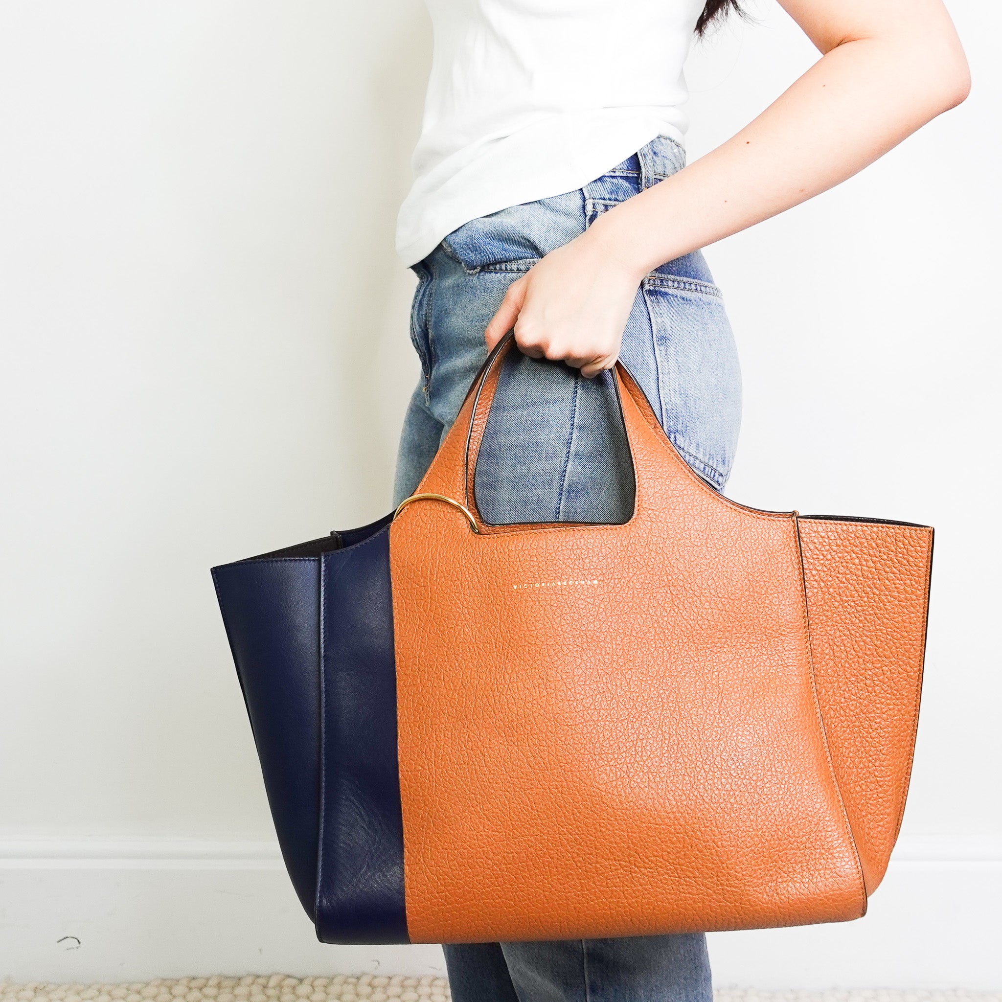 Victoria Beckham Navy and Brown Leather Tote RRP £800 | Authentic Preloved