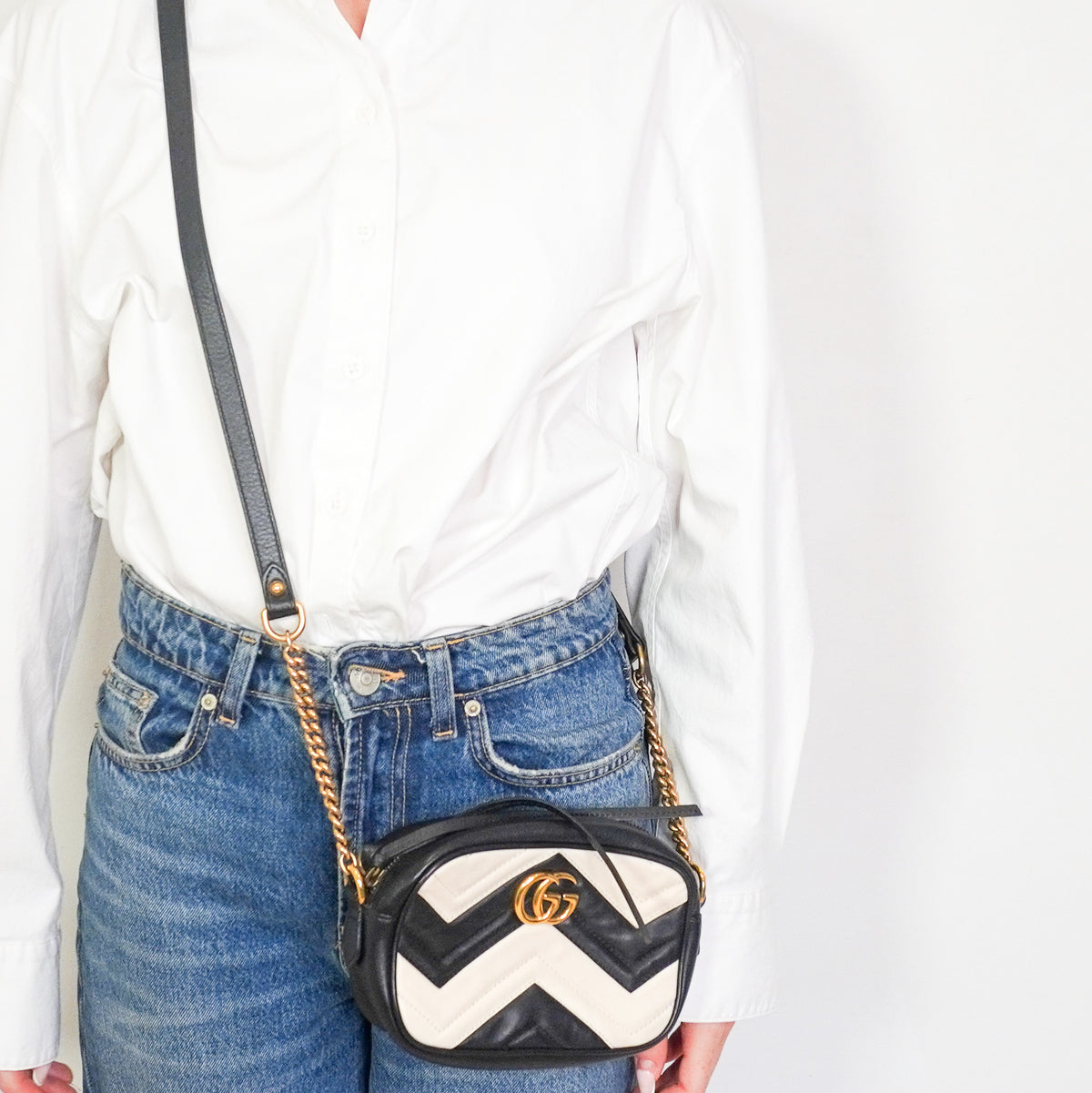 Gucci GG Marmont Small Camera Bag in Black and White Chevron (RRP £1460) | Authentic Preloved
