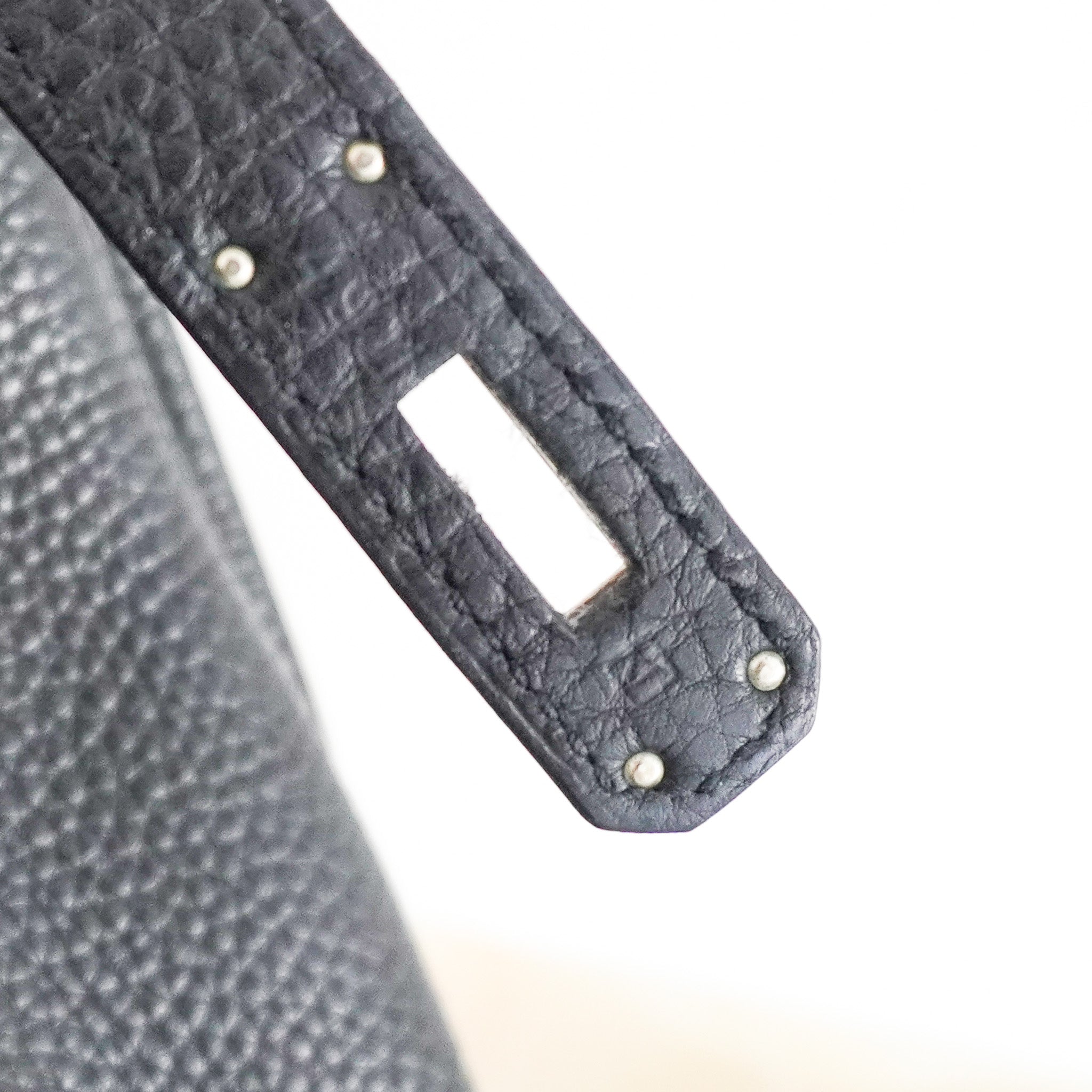 Hermès Kelly 35 Bag (2006) in Noir Togo Leather and Palladium Hardware | Authentic Preloved