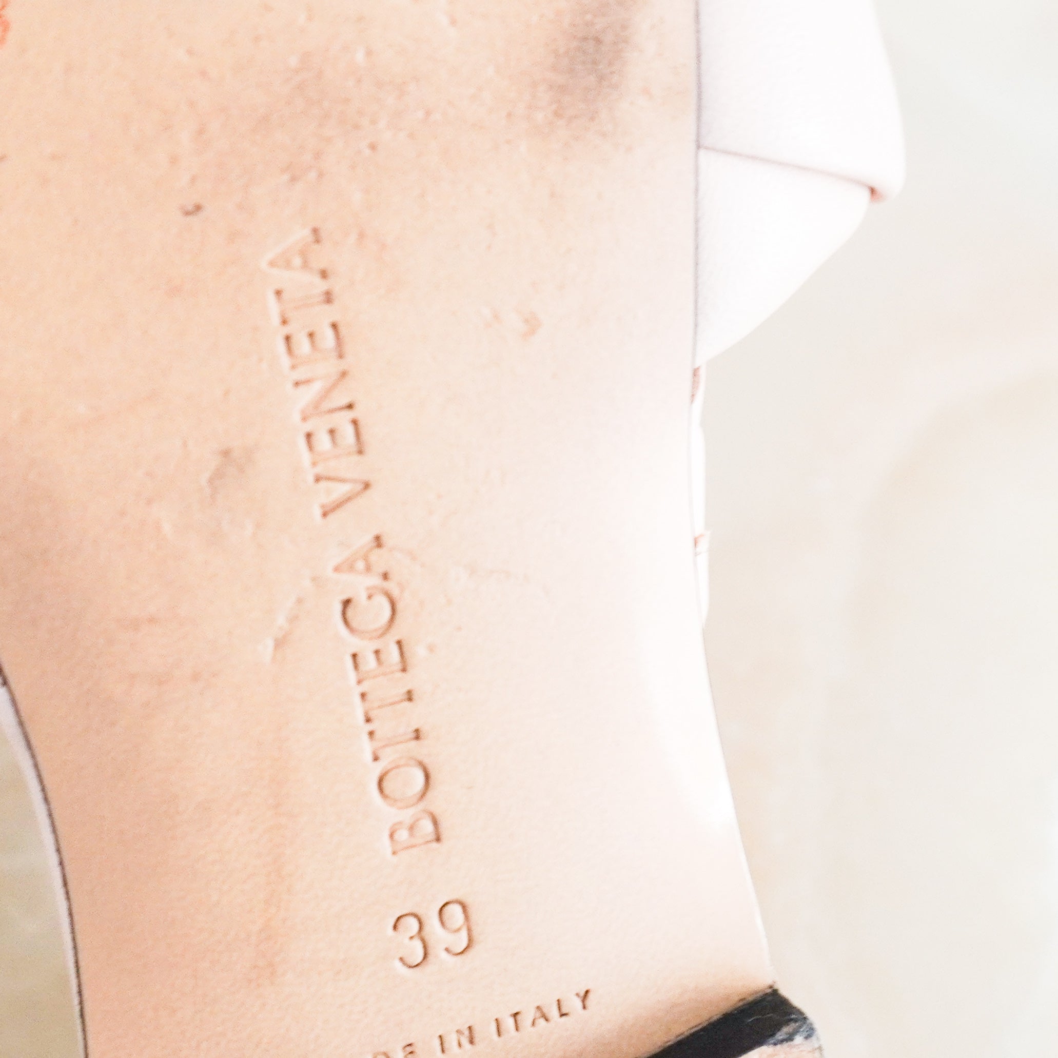 Bottega Veneta Lido Nude Flats RRP £1000 | Authentic and Preloved