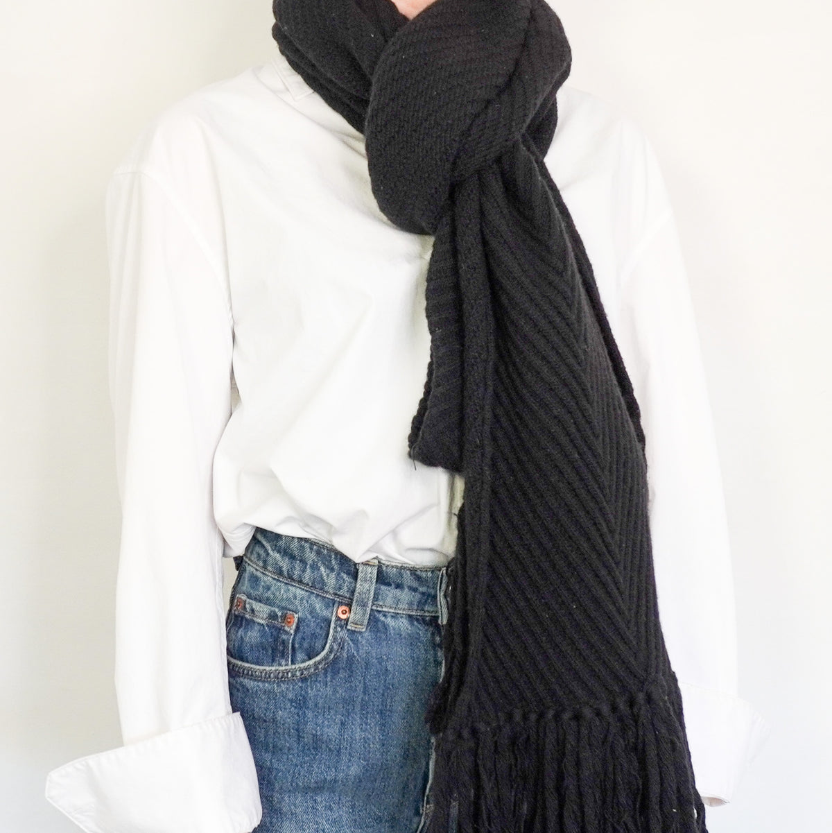 Louis Vuitton Black Ribbed Scarf (RRP £700) | Authentic Preloved FINAL SALE