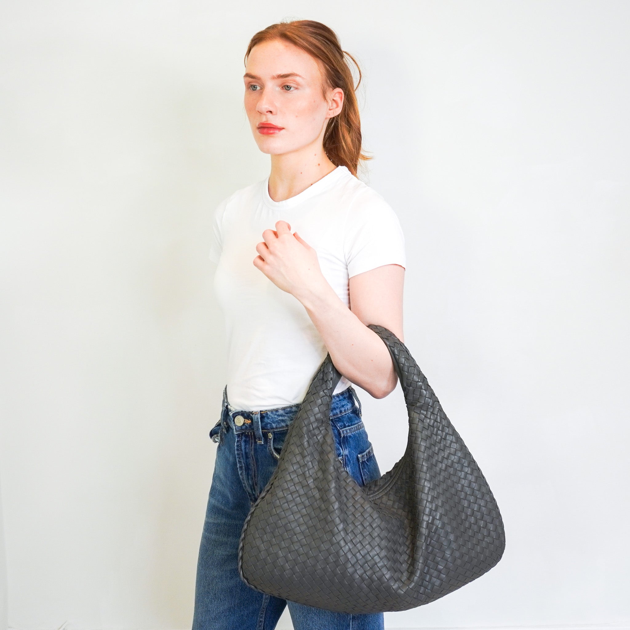 Bottega Veneta Medium Hobo Intrecciato Shoulder Bag in Dark Grey RRP £4080 | Authentic Preloved