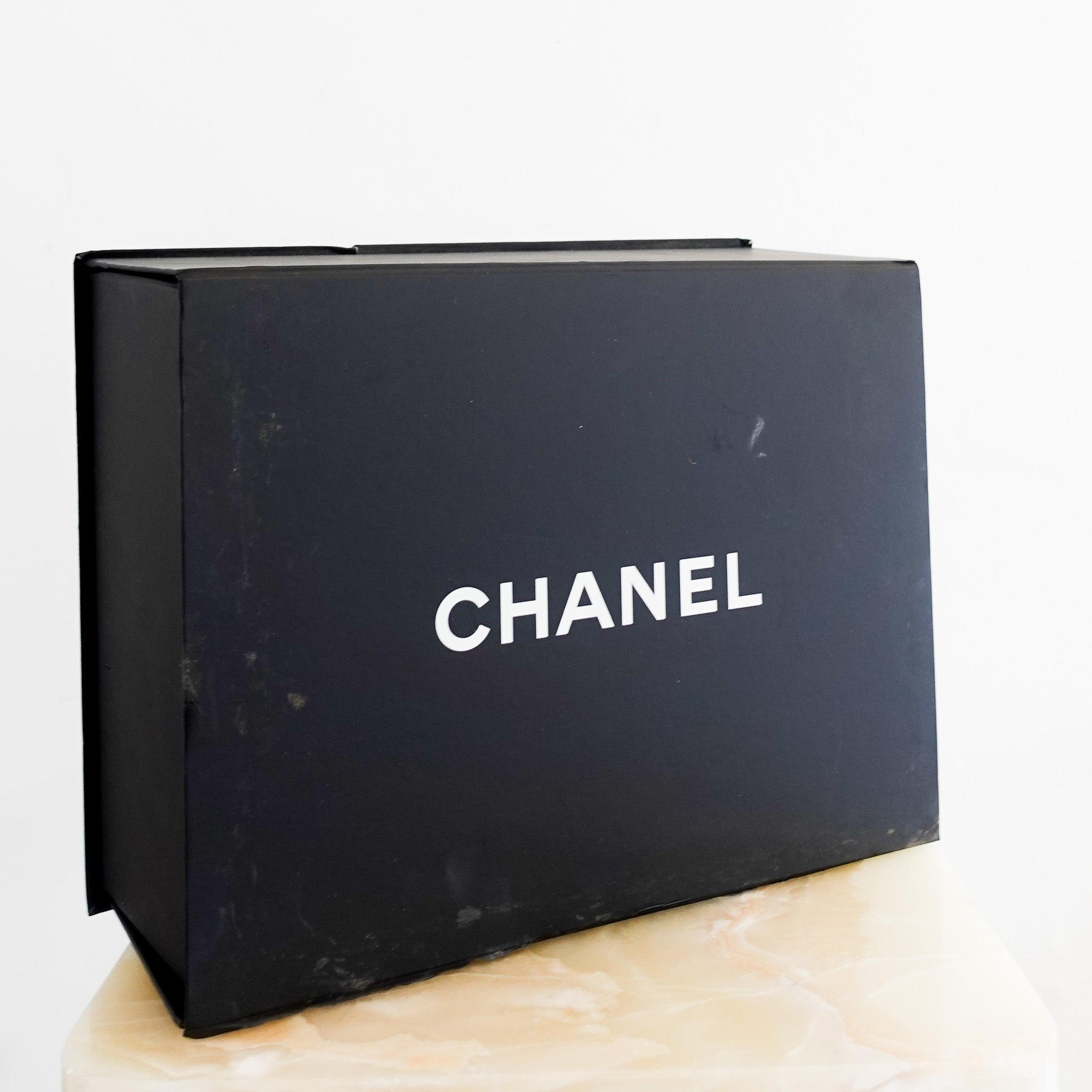 Chanel Black Lambskin Maxi 19 Large Single Flap Bag RRP £6100 | Authentic Preloved