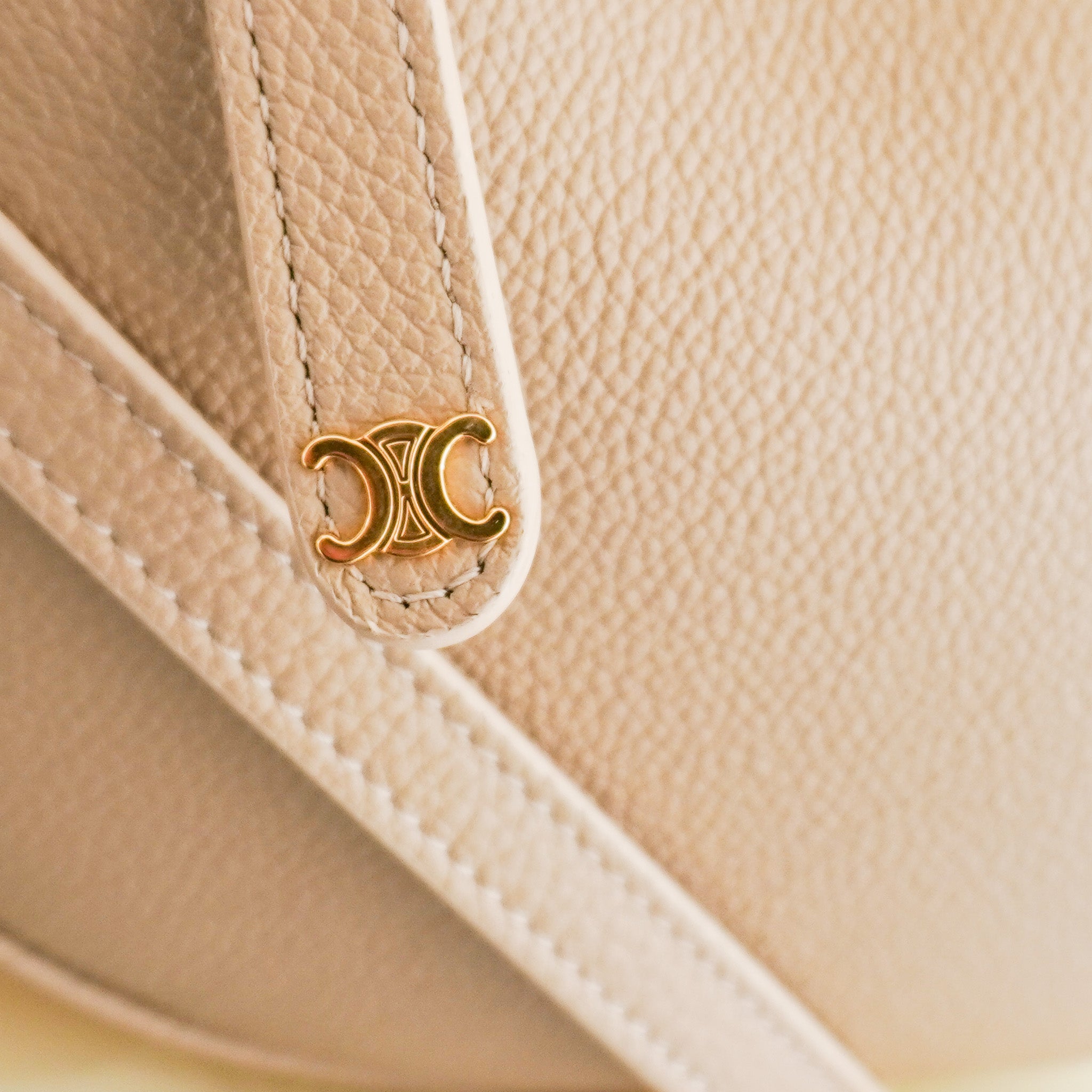 Celine Teen Lulu Bag in Grained Calfskin RRP £1,450| Authentic Preloved