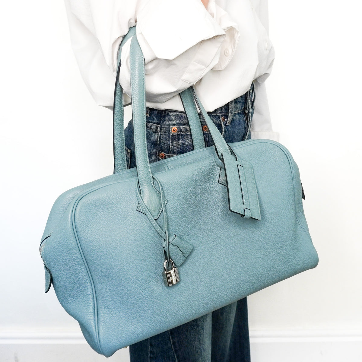 Hermès Taurillon Clemence Victoria II 43 in Palladium Blue | Authentic Preloved