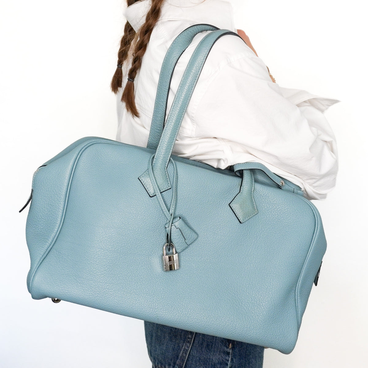 Hermès Taurillon Clemence Victoria II 43 in Palladium Blue | Authentic Preloved