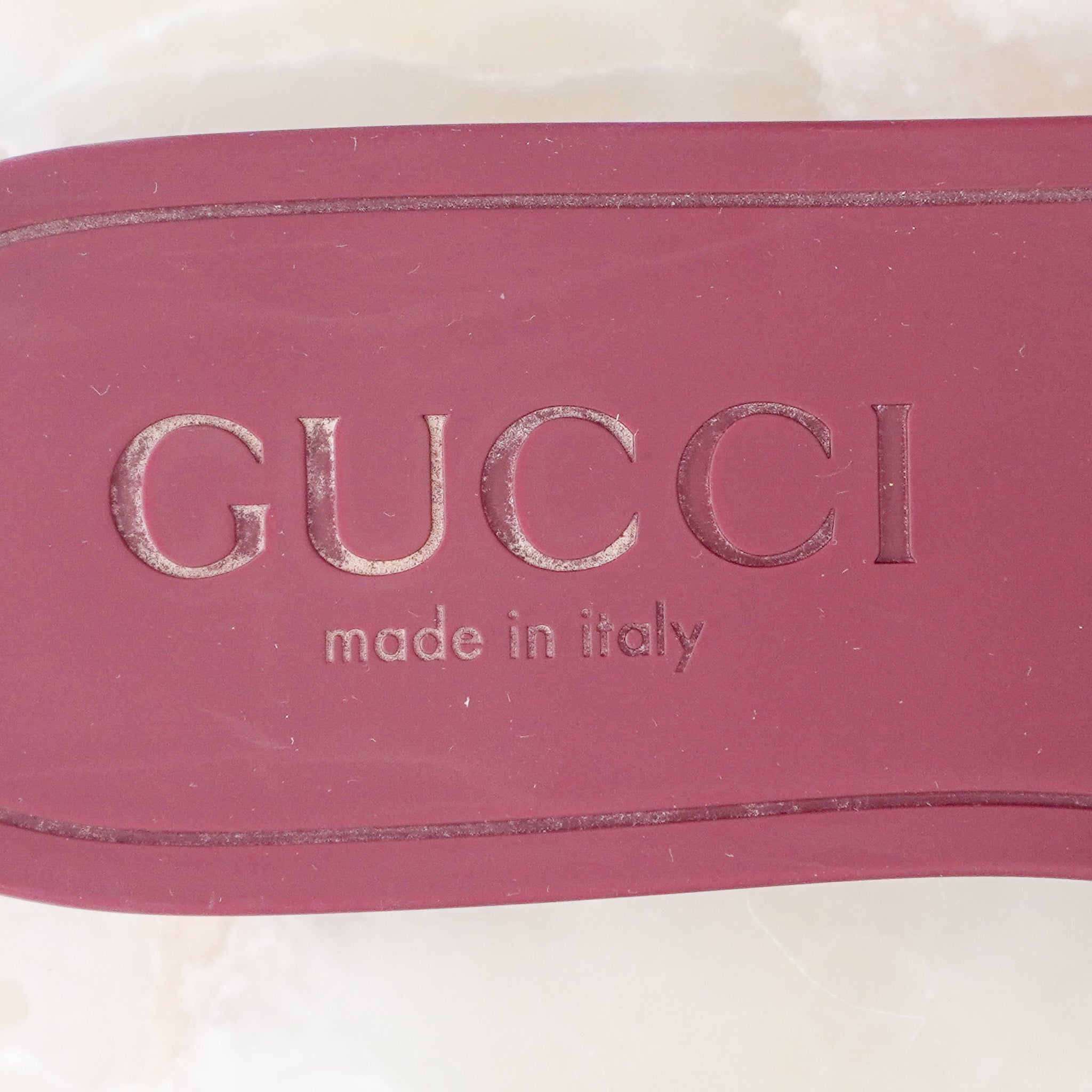 Gucci Rubber Interlocking Rosso Ancora Burgundy Slides (RRP £400) | Authentic Preloved