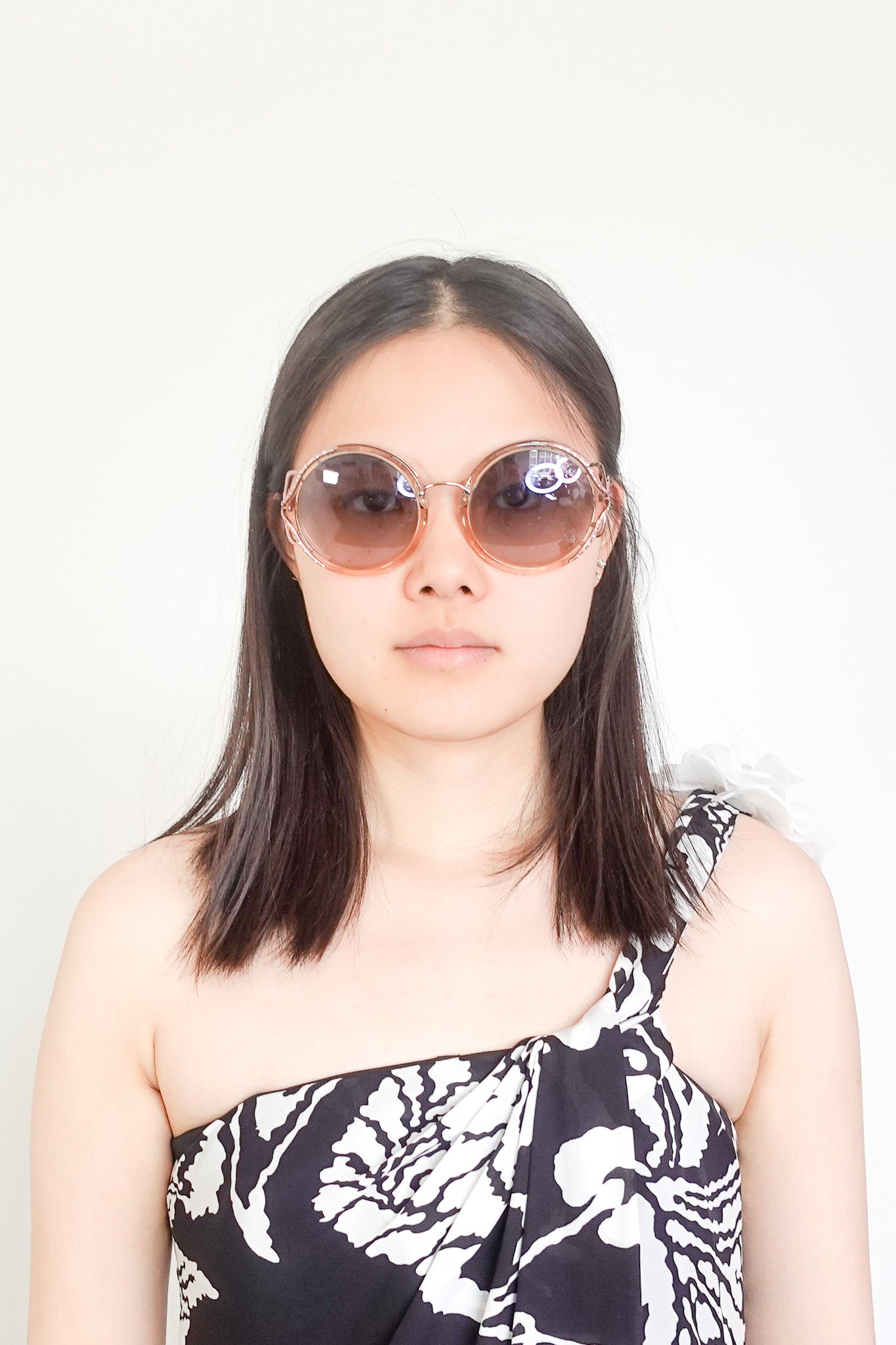 Round rose sunglasses RRP £125