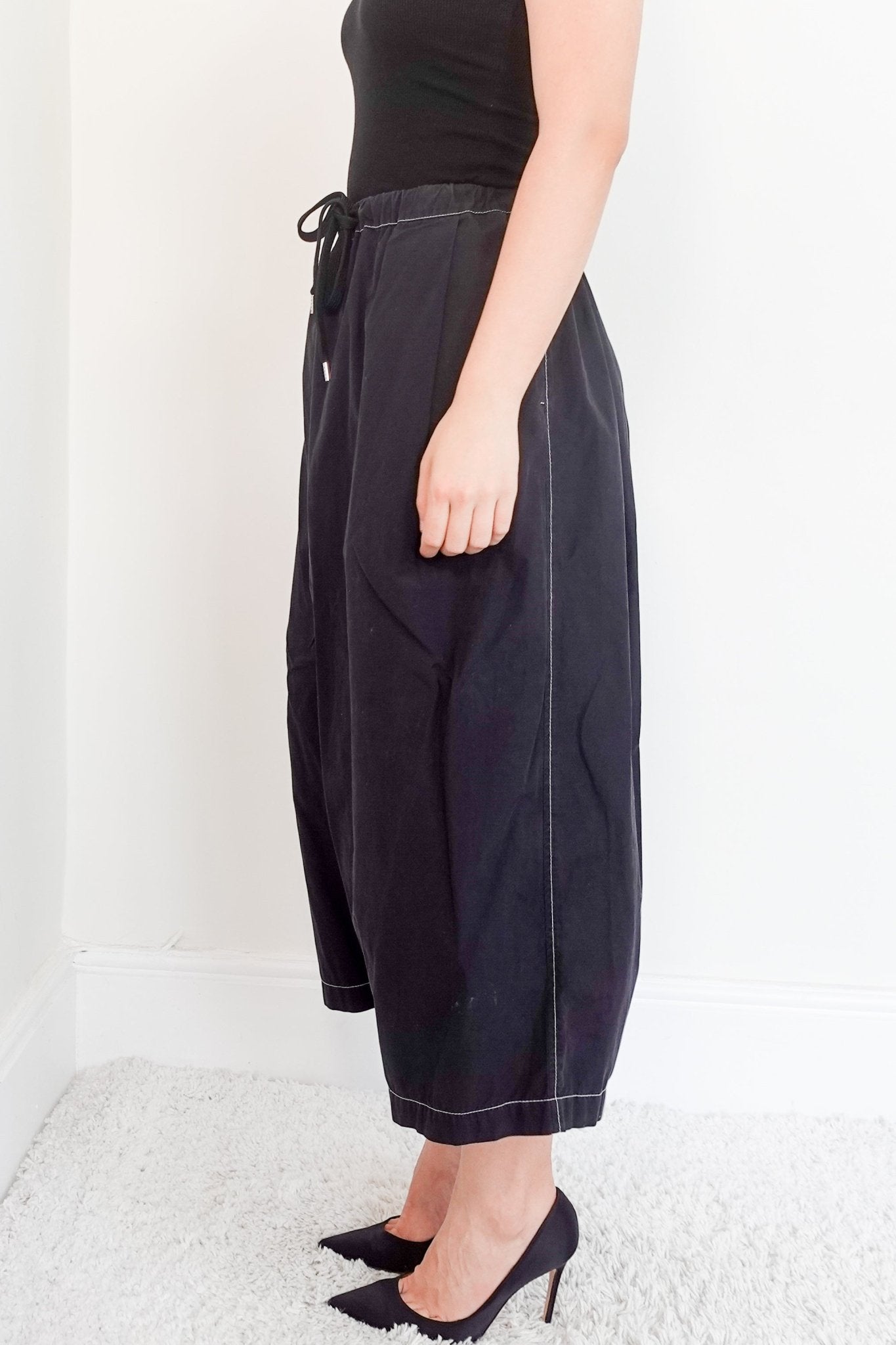 Marni Navy trousers RRP £675 - Reloved Again